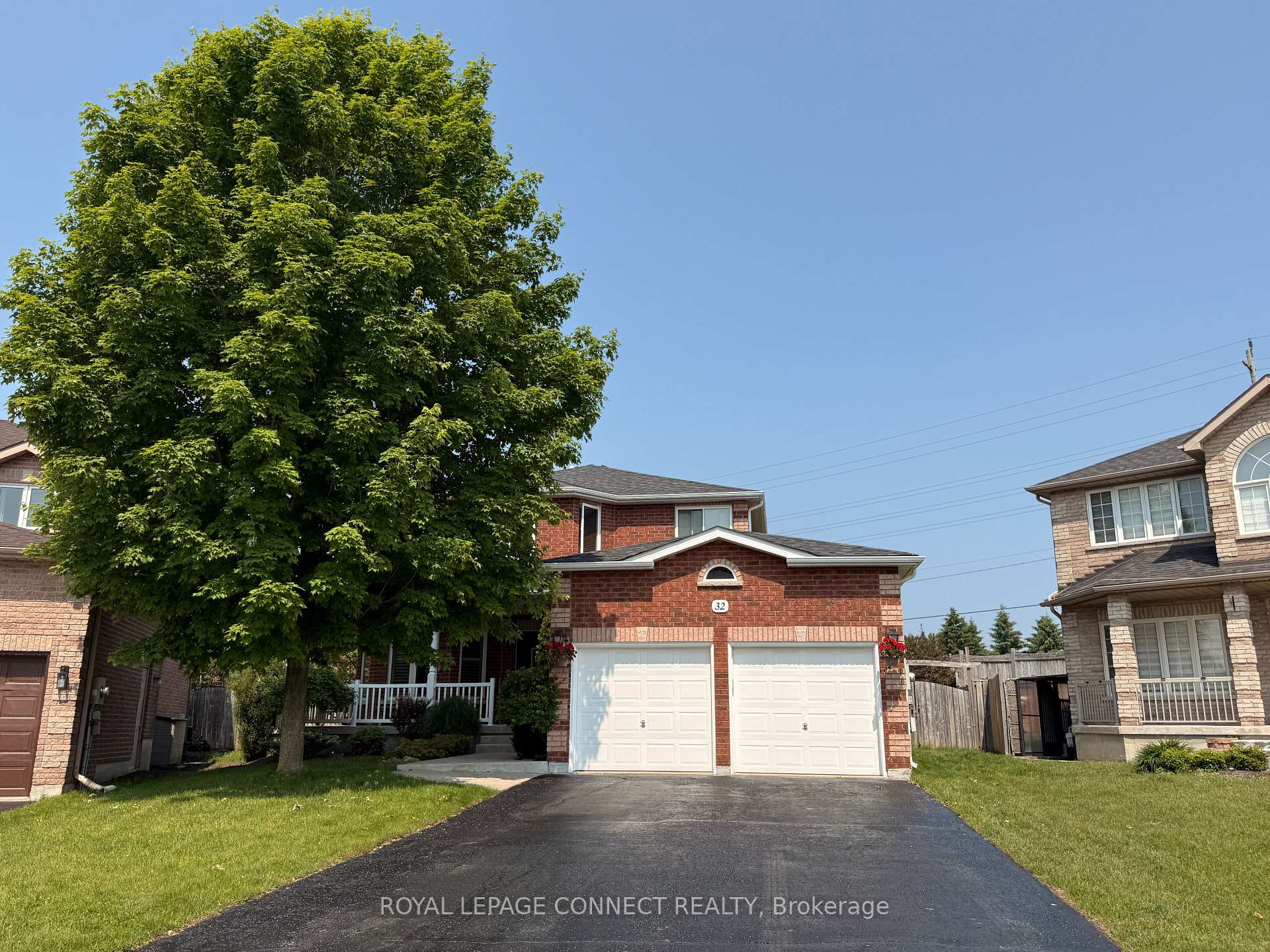 Photo 1 of 32 Prince George Crescent, Barrie, Innis-Shore — HOMEH