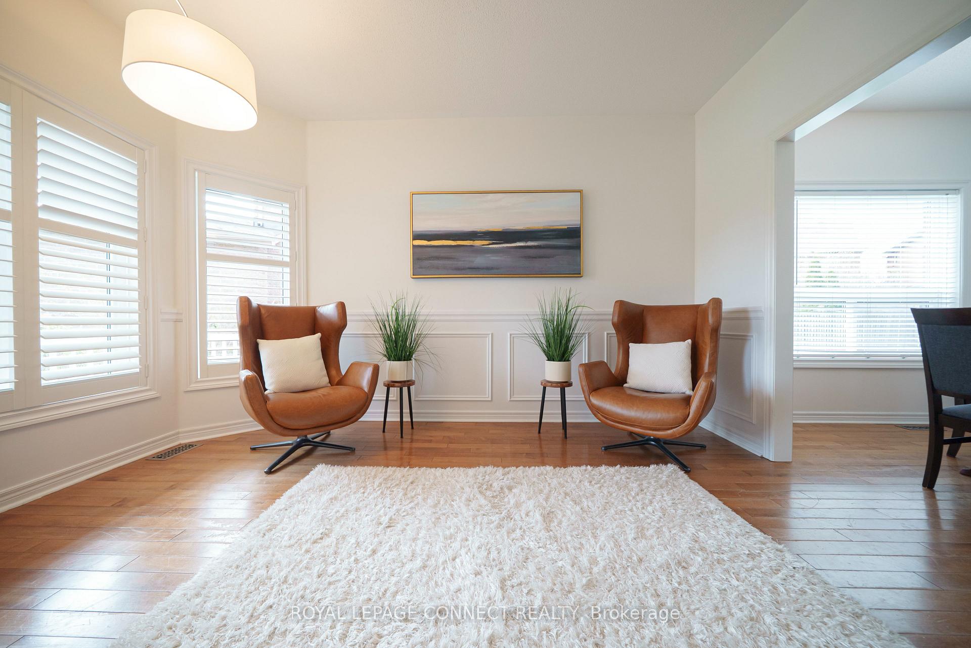 Photo 11 of 32 Prince George Crescent, Barrie, Innis-Shore — HOMEH