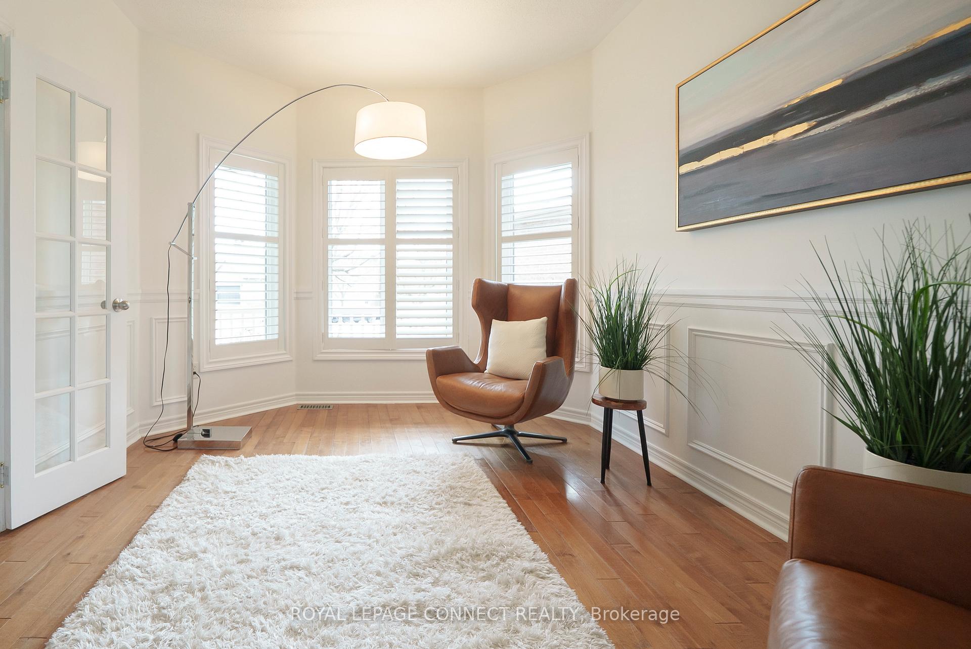 Photo 12 of 32 Prince George Crescent, Barrie, Innis-Shore — HOMEH