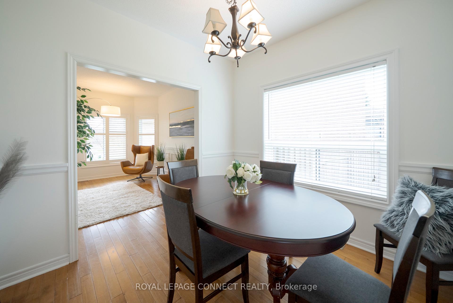 Photo 13 of 32 Prince George Crescent, Barrie, Innis-Shore — HOMEH