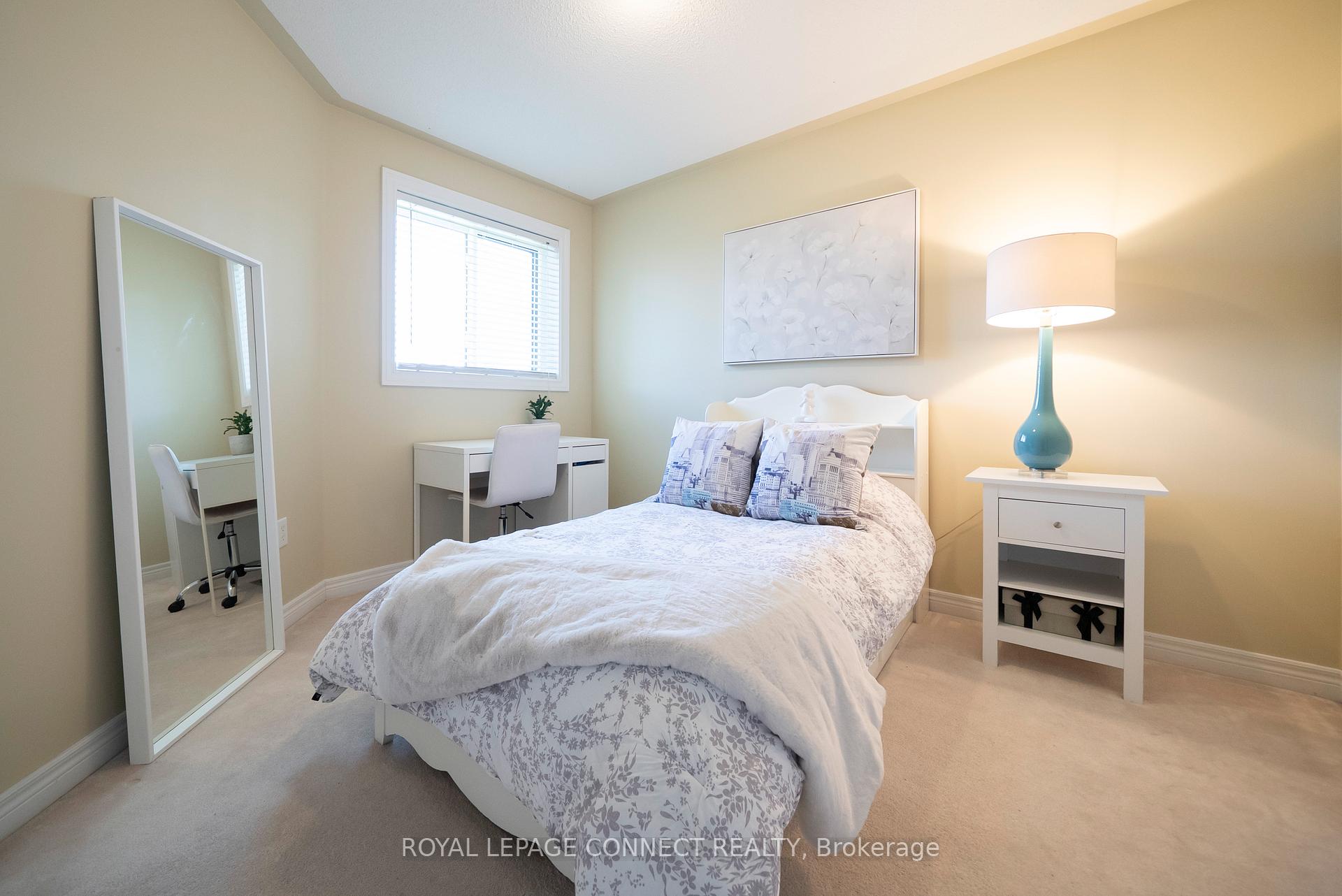 Photo 35 of 32 Prince George Crescent, Barrie, Innis-Shore — HOMEH