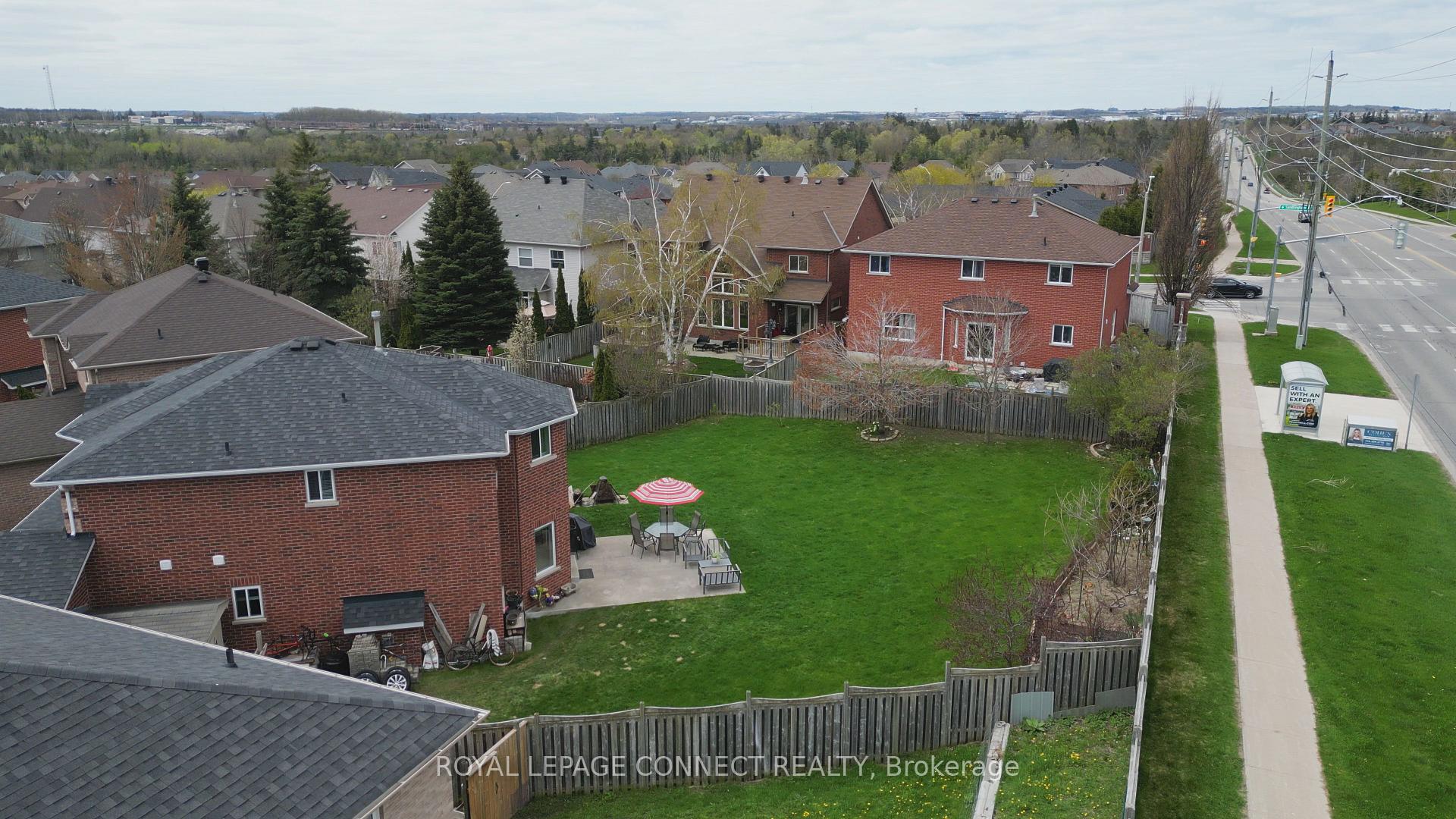 Photo 42 of 32 Prince George Crescent, Barrie, Innis-Shore — HOMEH