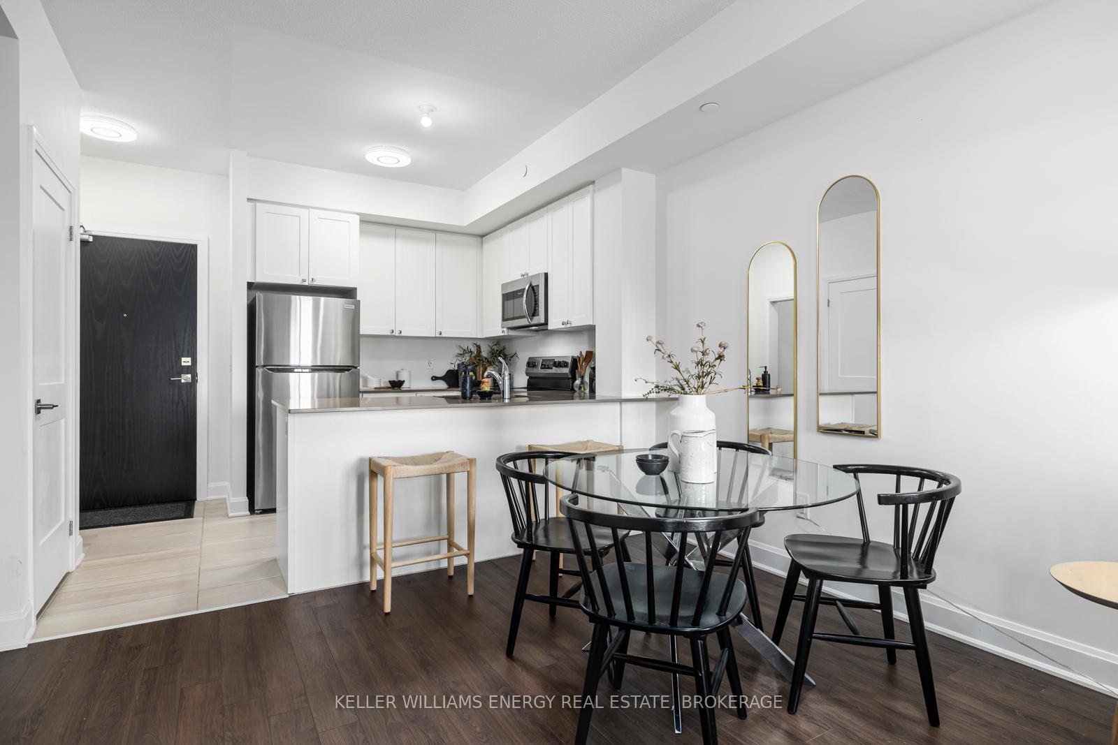 Photo 6 of Unit 314, 50 Lakebreeze Drive, Clarington, Newcastle — HOMEH