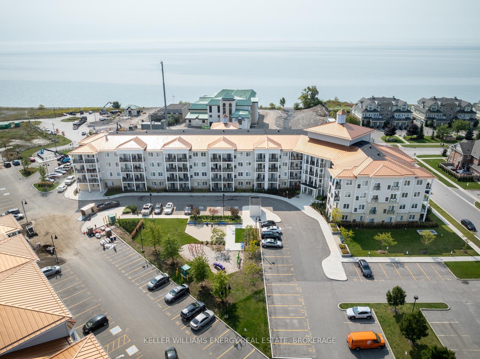 Photo 21 of Unit 314, 50 Lakebreeze Drive, Clarington, Newcastle — HOMEH
