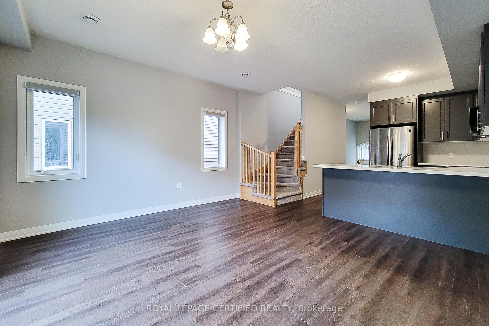 Photo 5 of 24 Aqua Lane N, Hamilton, Rural Ancaster — HOMEH