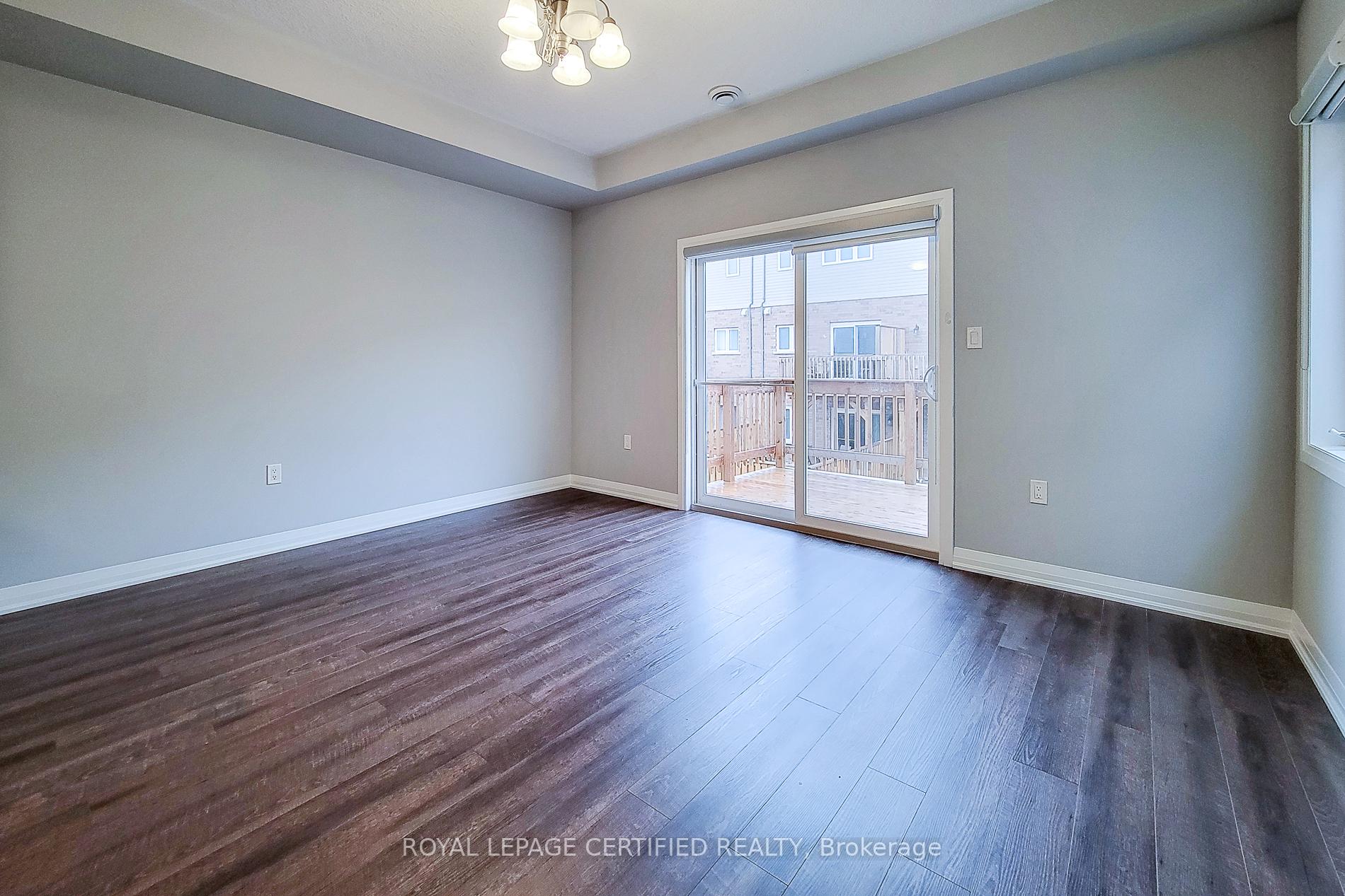 Photo 8 of 24 Aqua Lane N, Hamilton, Rural Ancaster — HOMEH