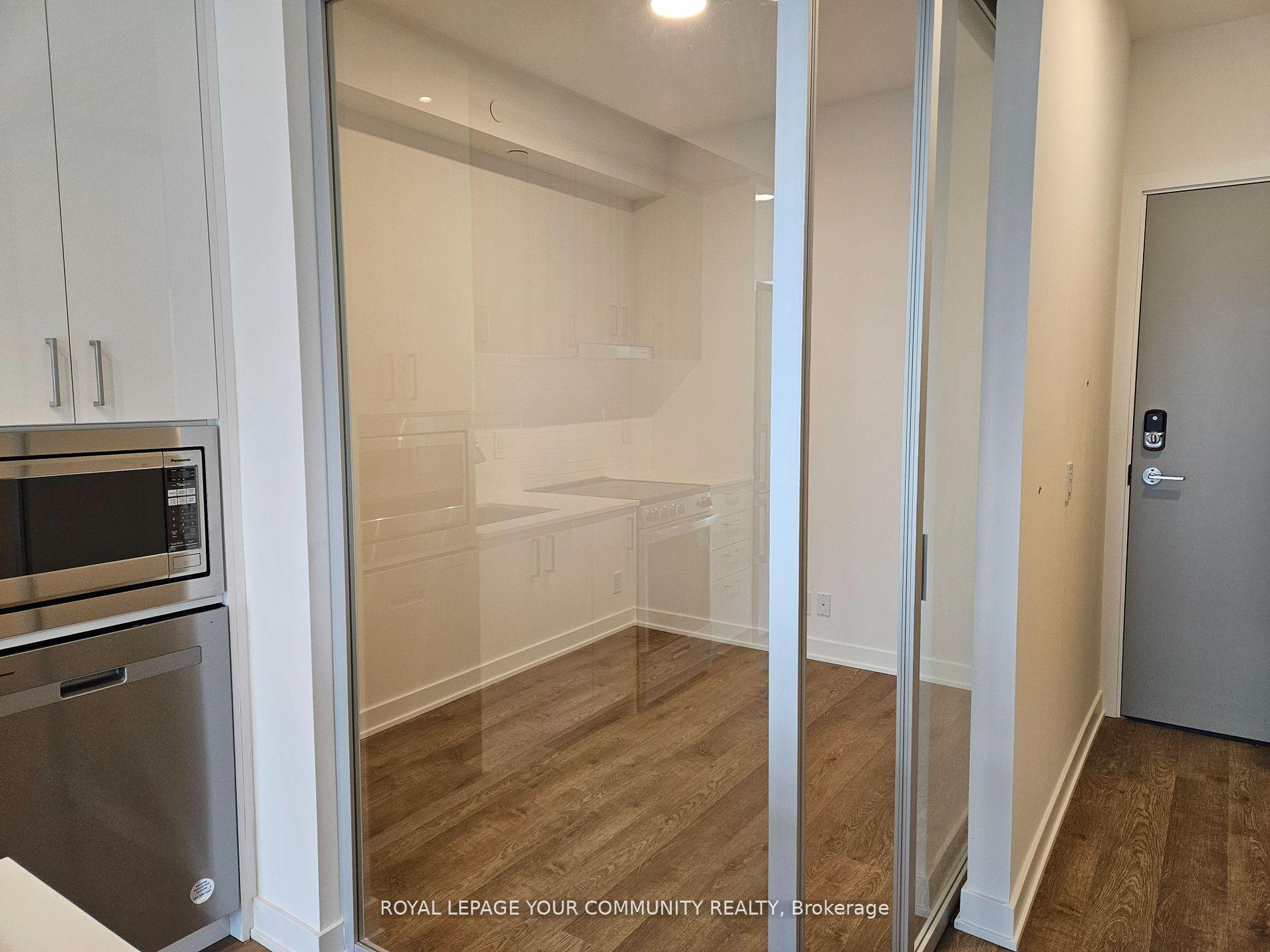 Photo 2 of Unit A408, 1 Promenade Circle, Vaughan, Brownridge — HOMEH
