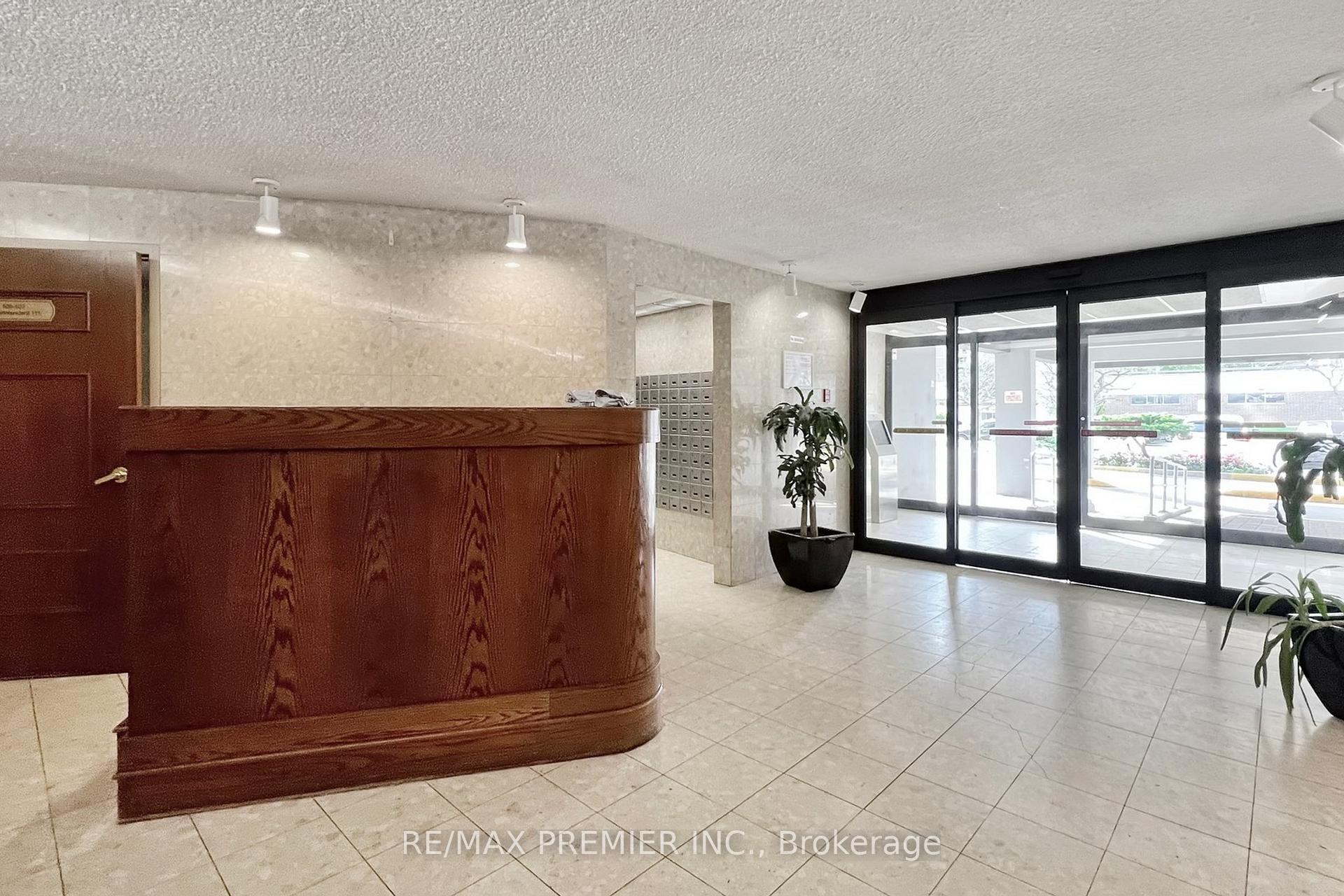 Photo 3 of Unit PH11, 60 Pavane Linkway, Toronto, Flemingdon Park — HOMEH