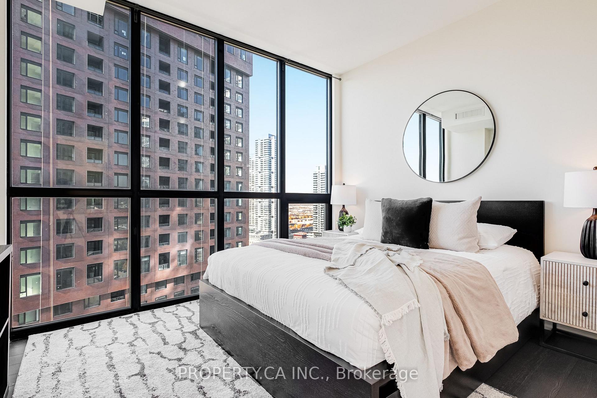 Photo 4 of Unit 2304, 2910 Highway 7, Vaughan, Concord — HOMEH