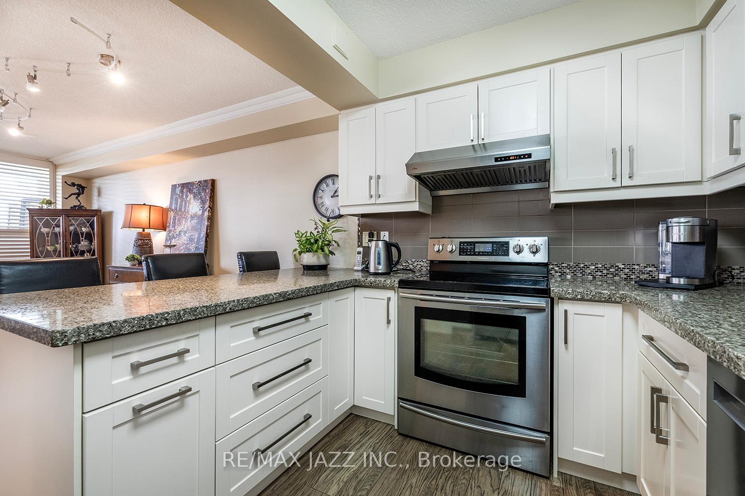 Photo 10 of Unit 418, 50 Richmond Street E, Oshawa, O'Neill — HOMEH