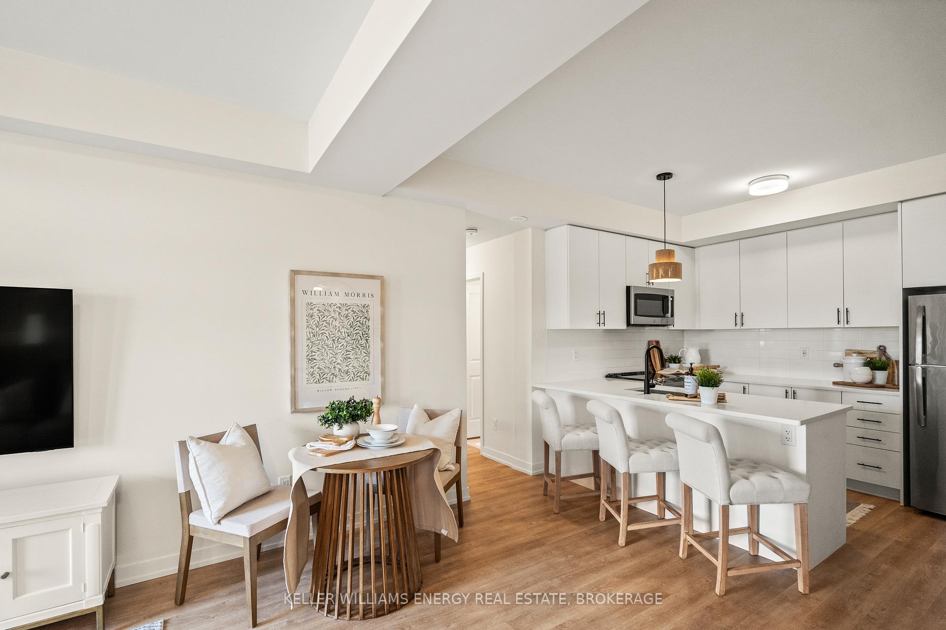 Photo 10 of Unit 302, 2550 Castlegate Crossing, Pickering, Duffin Heights — HOMEH