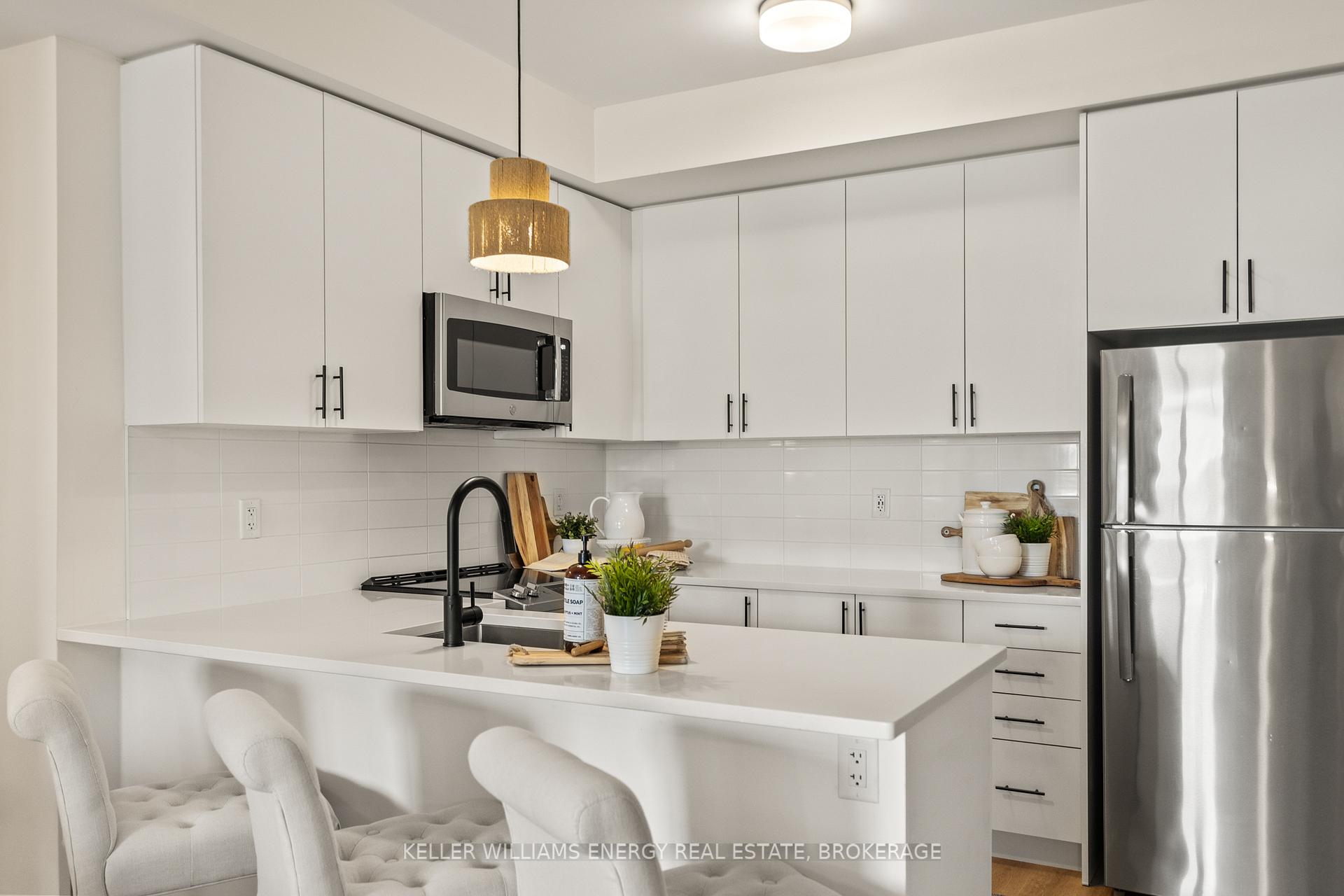 Photo 17 of Unit 302, 2550 Castlegate Crossing, Pickering, Duffin Heights — HOMEH