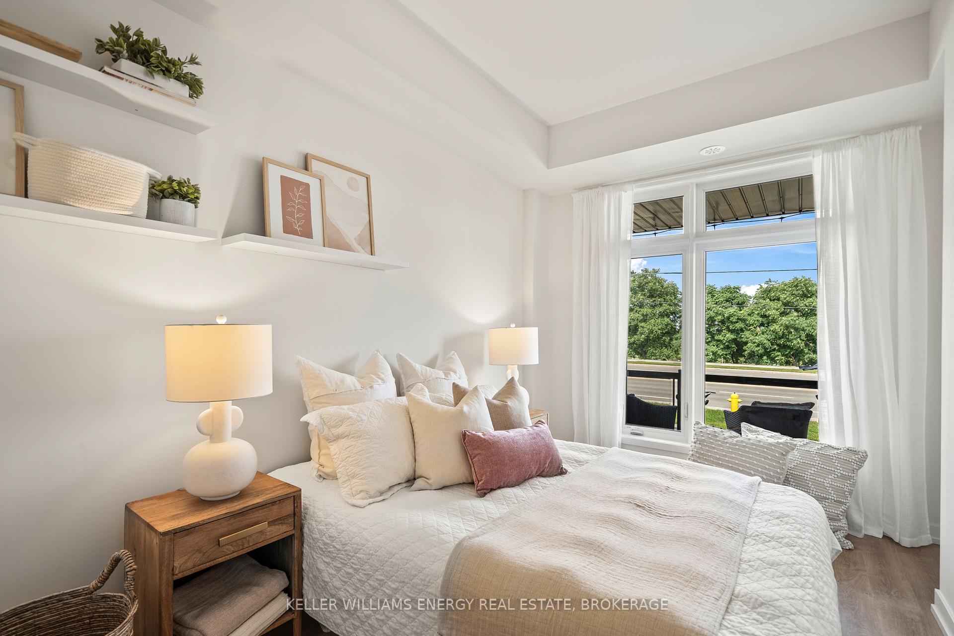 Photo 30 of Unit 302, 2550 Castlegate Crossing, Pickering, Duffin Heights — HOMEH