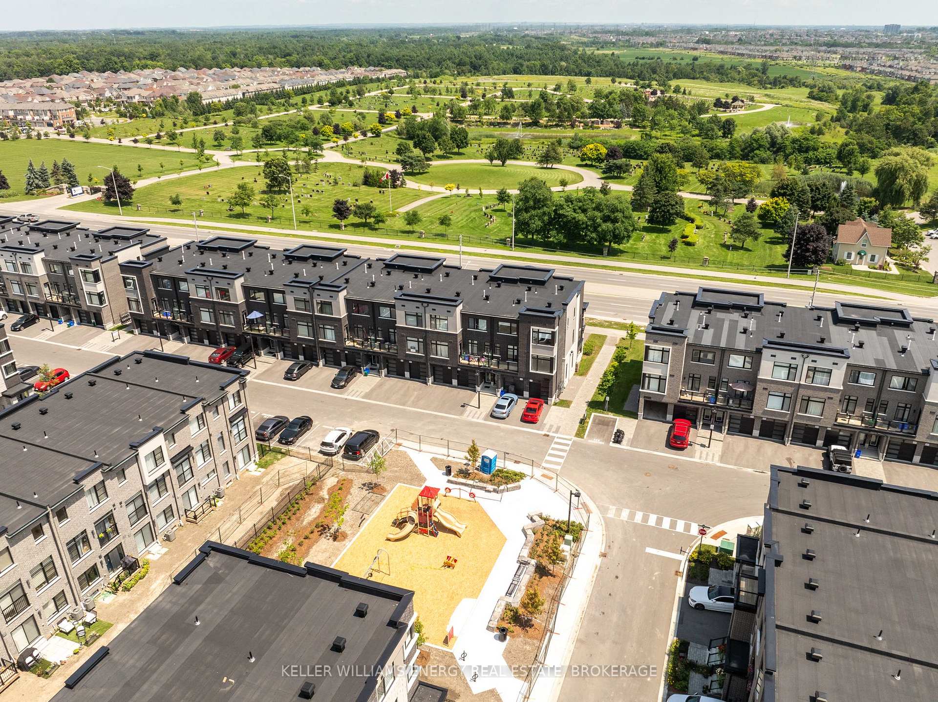 Photo 37 of Unit 302, 2550 Castlegate Crossing, Pickering, Duffin Heights — HOMEH