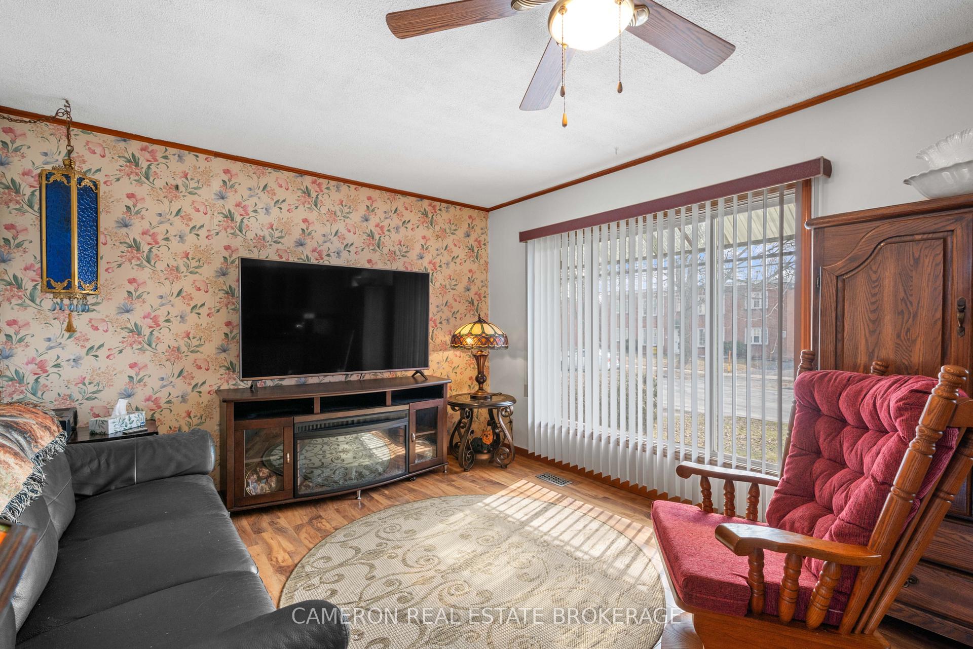 Photo 3 of 113 Emma Avenue, Cornwall — HOMEH