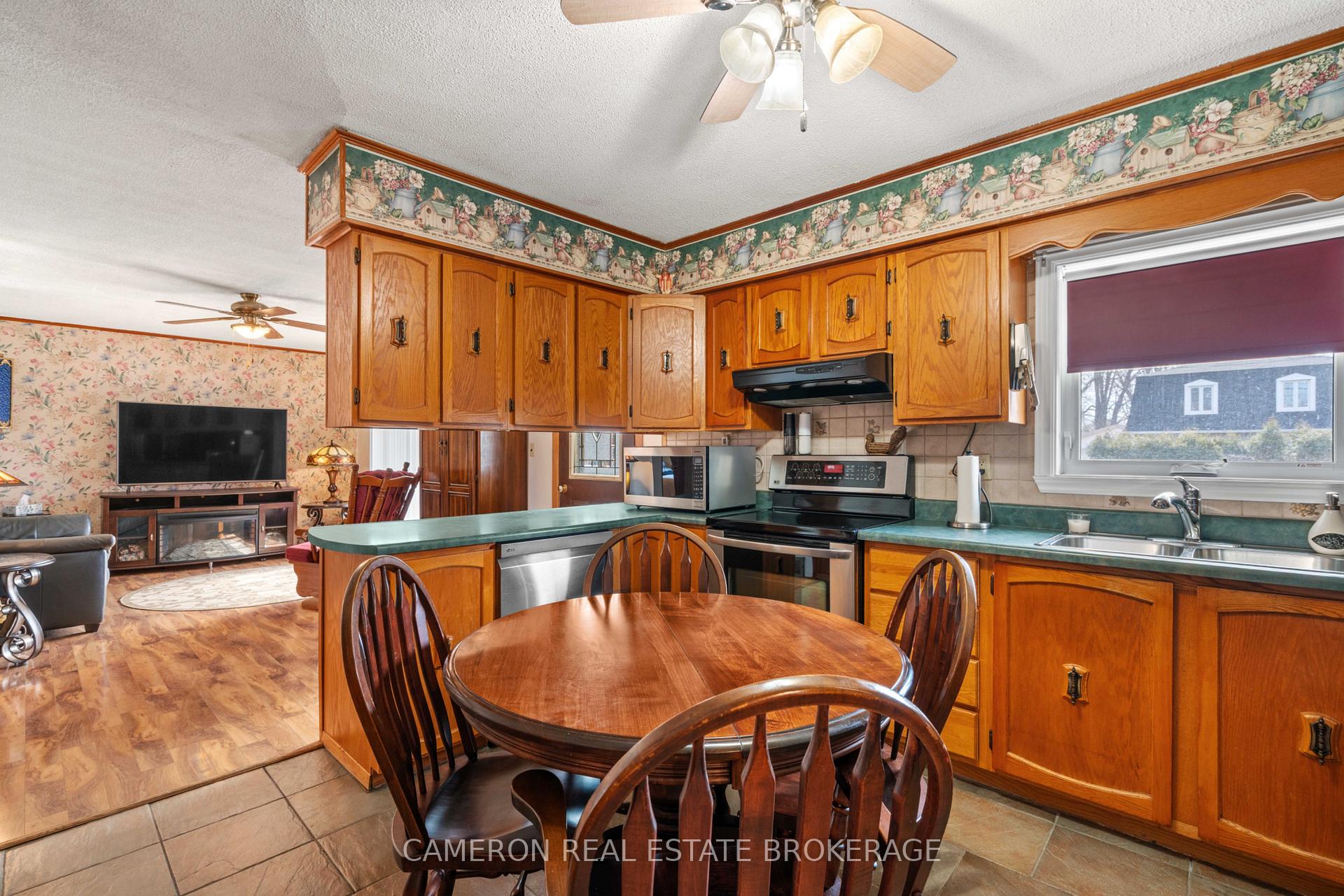 Photo 6 of 113 Emma Avenue, Cornwall — HOMEH
