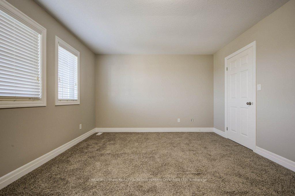 Photo 6 of Unit 2, 1180 Countrystone Drive, Kitchener — HOMEH