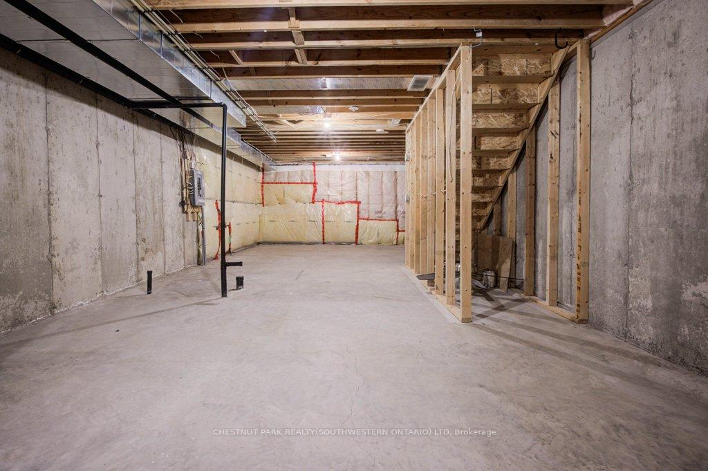 Photo 26 of Unit 2, 1180 Countrystone Drive, Kitchener — HOMEH