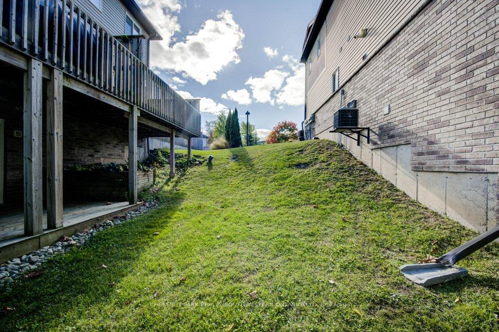Photo 24 of Unit 2, 1180 Countrystone Drive, Kitchener — HOMEH