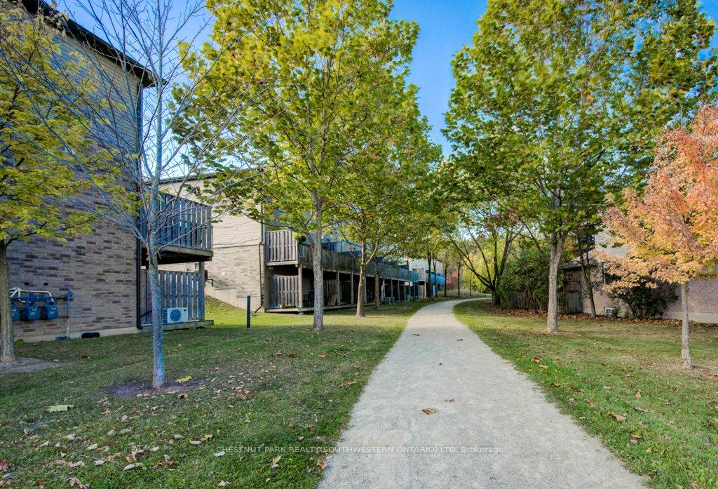 Photo 27 of Unit 2, 1180 Countrystone Drive, Kitchener — HOMEH