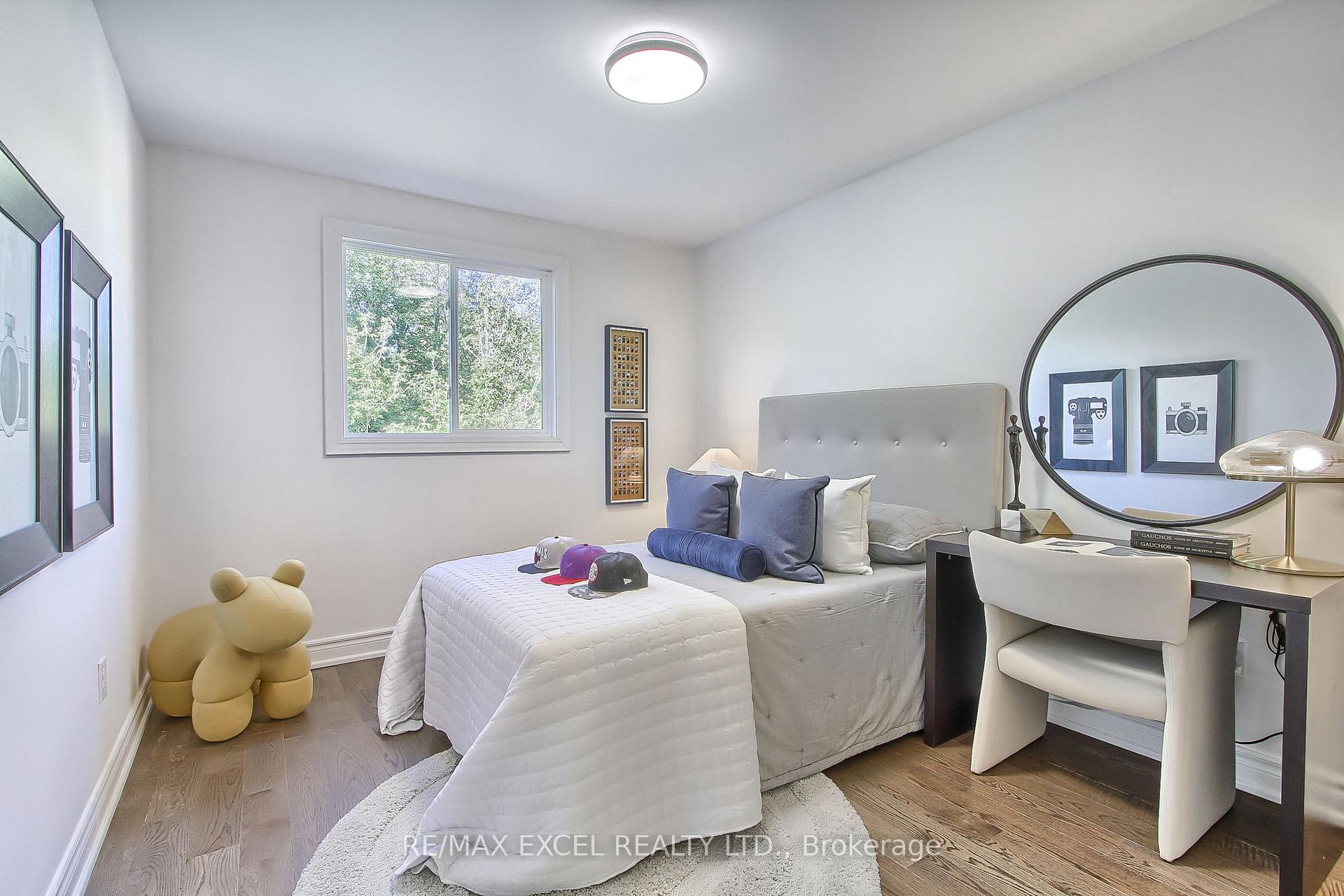 Photo 17 of 1 New Havens Way, Markham, Thornhill — HOMEH