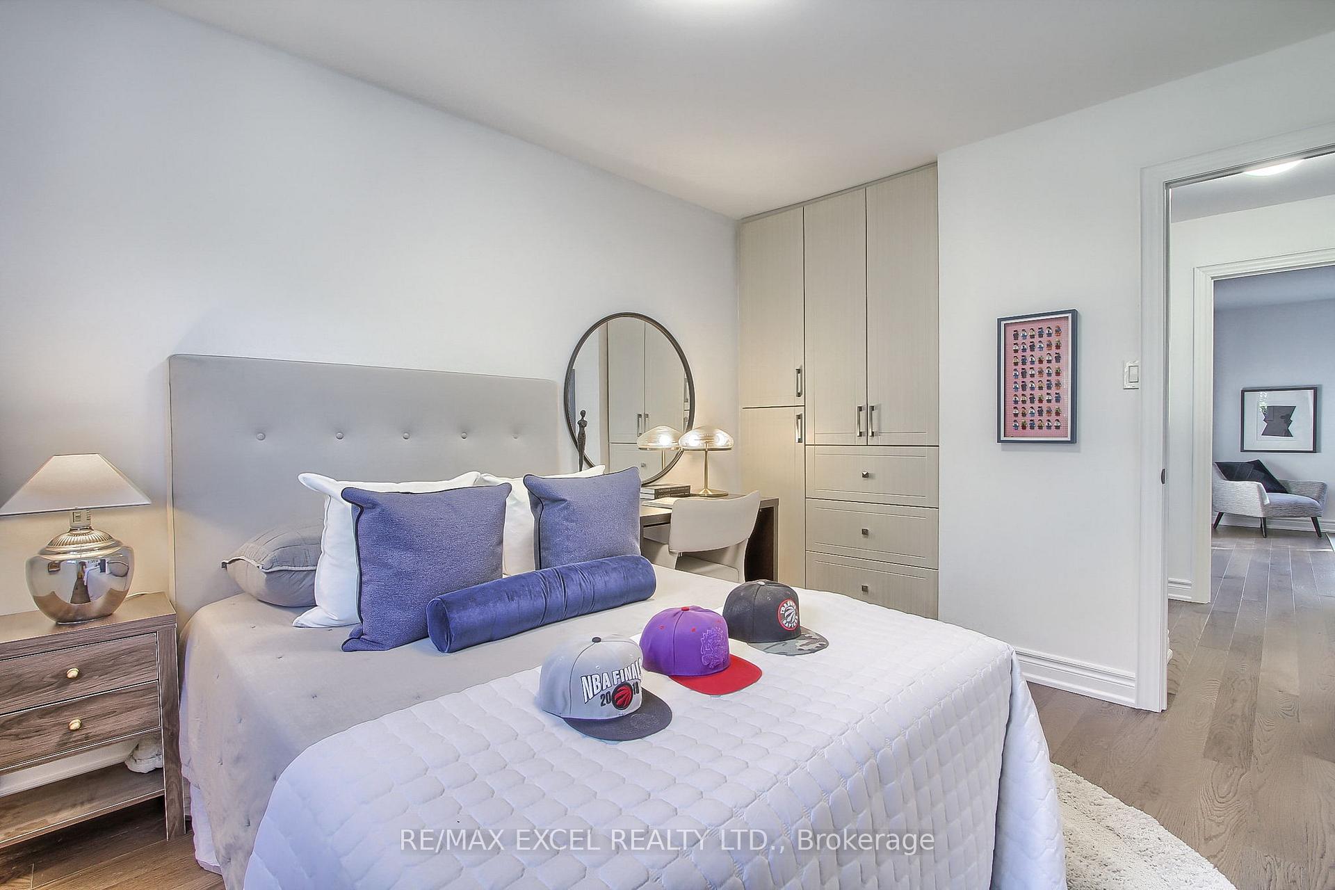 Photo 34 of 1 New Havens Way, Markham, Thornhill — HOMEH