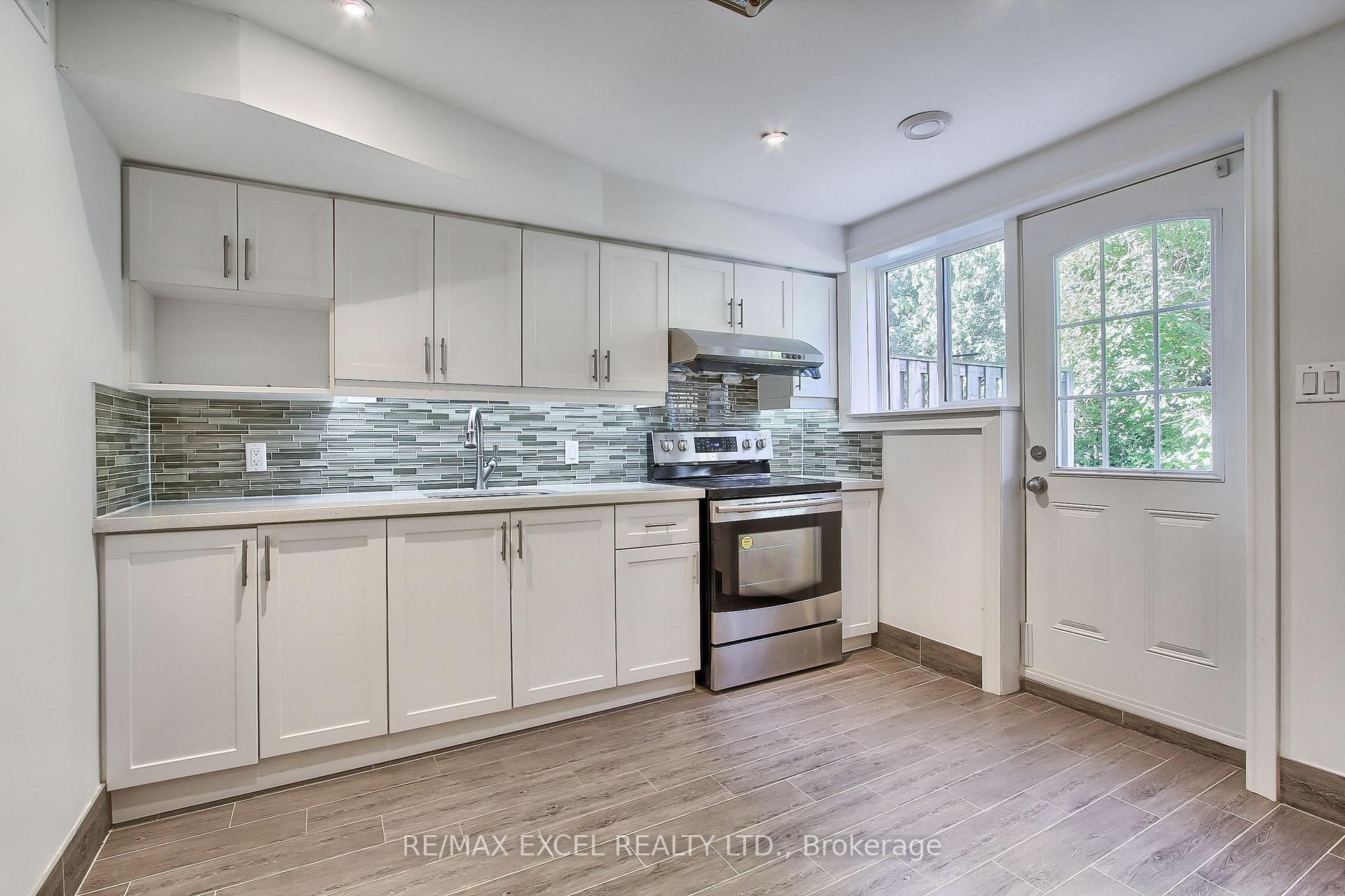 Photo 35 of 1 New Havens Way, Markham, Thornhill — HOMEH