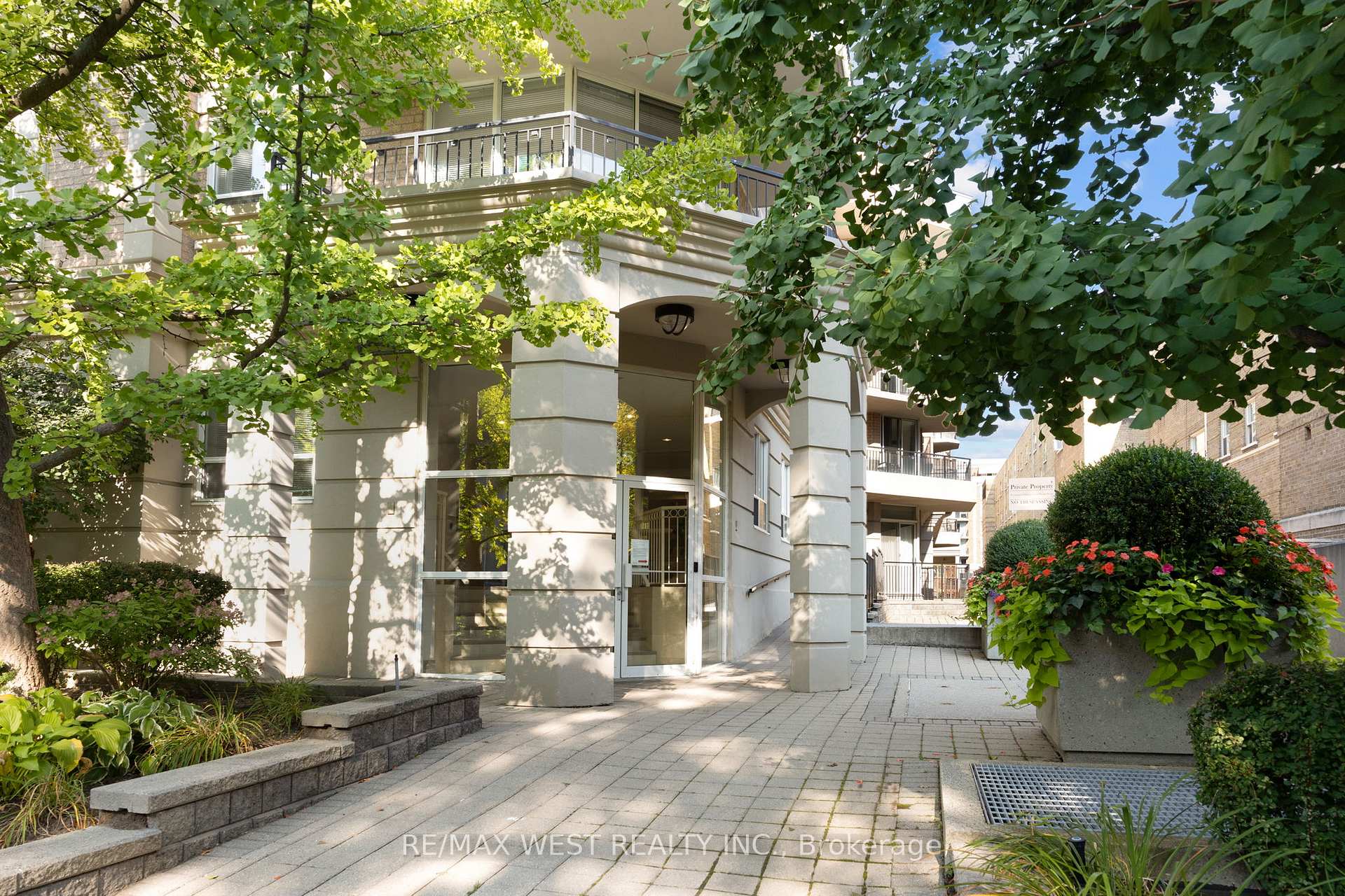 Photo 1 of Unit 201, 55 Lorindale Avenue, Toronto, Lawrence Park North — HOMEH