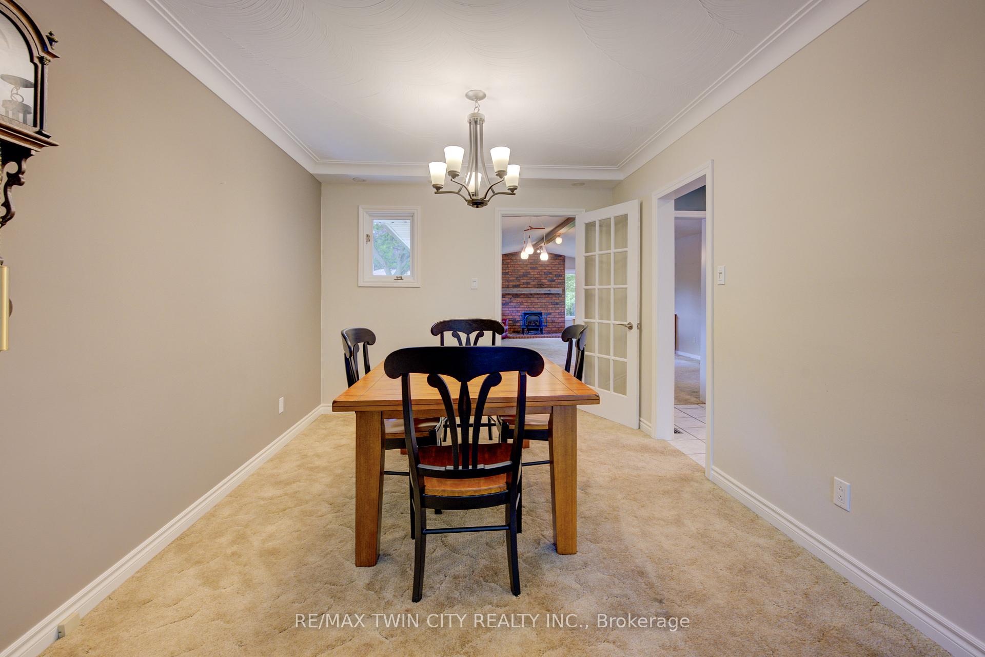 Photo 11 of 28 Elmhurst Crescent, Guelph, Junction/Onward Willow — HOMEH