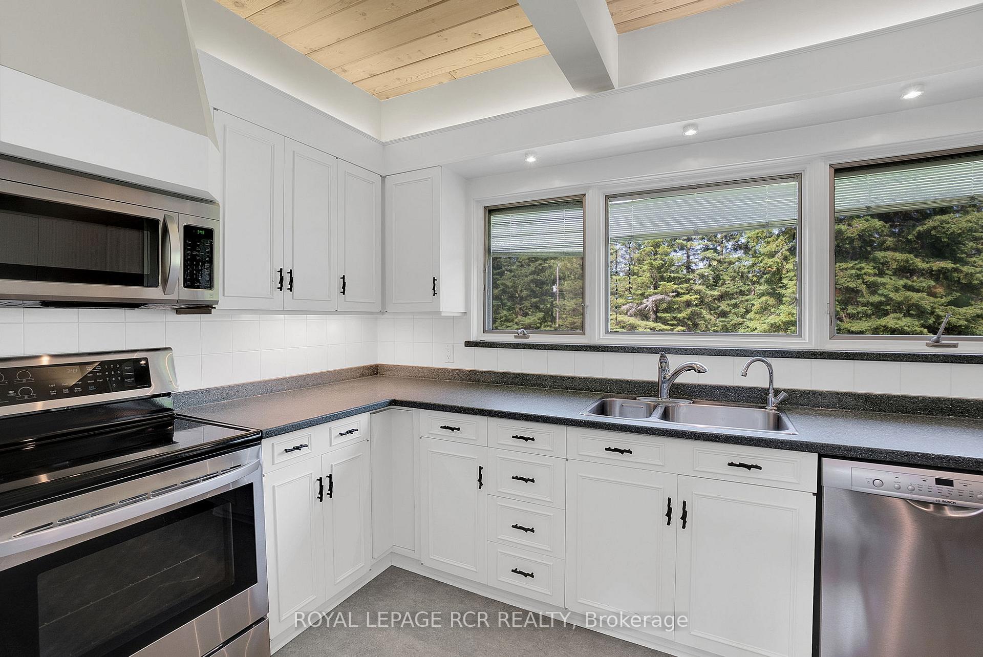 Photo 25 of 15486 Mount Pleasant Road, Caledon, Palgrave — HOMEH