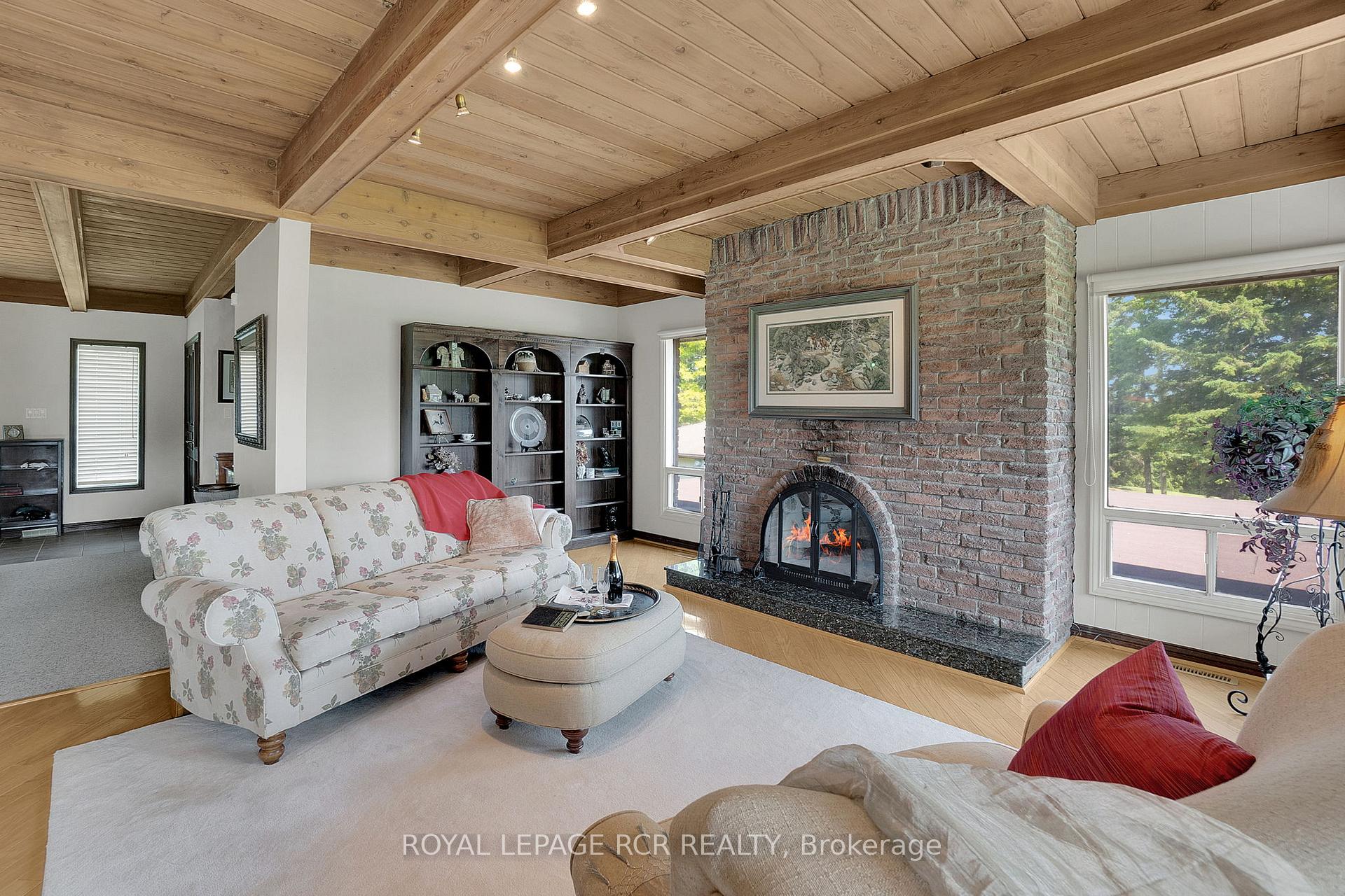 Photo 40 of 15486 Mount Pleasant Road, Caledon, Palgrave — HOMEH
