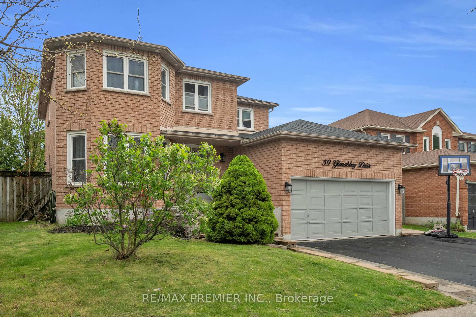 Photo 2 of 59 Glenabbey Drive, Clarington, Courtice — HOMEH