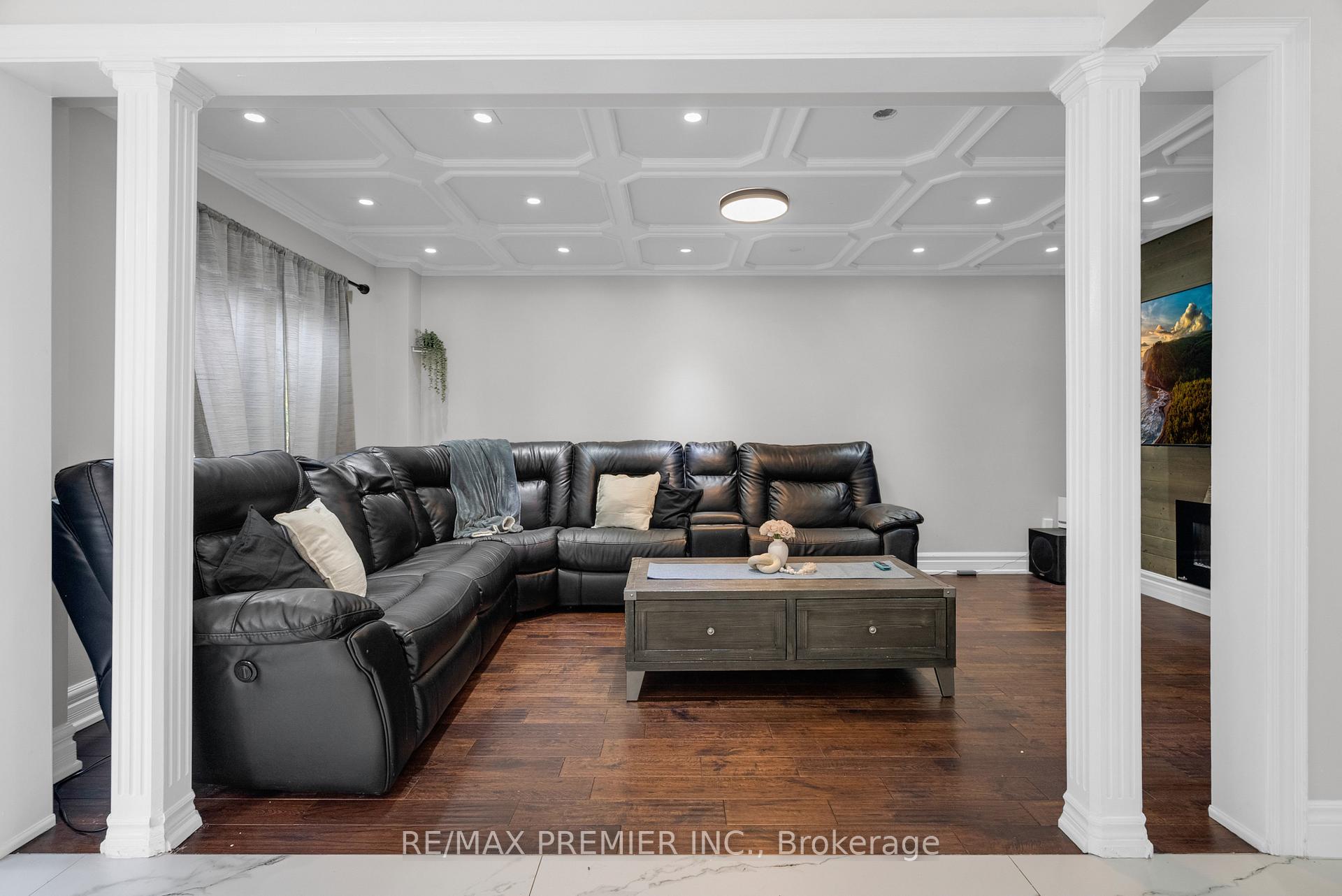 Photo 7 of 59 Glenabbey Drive, Clarington, Courtice — HOMEH