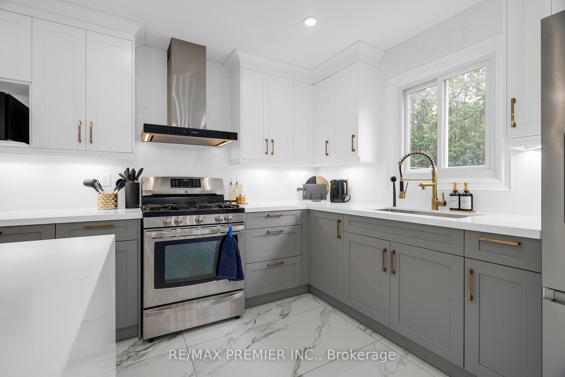 Photo 11 of 59 Glenabbey Drive, Clarington, Courtice — HOMEH
