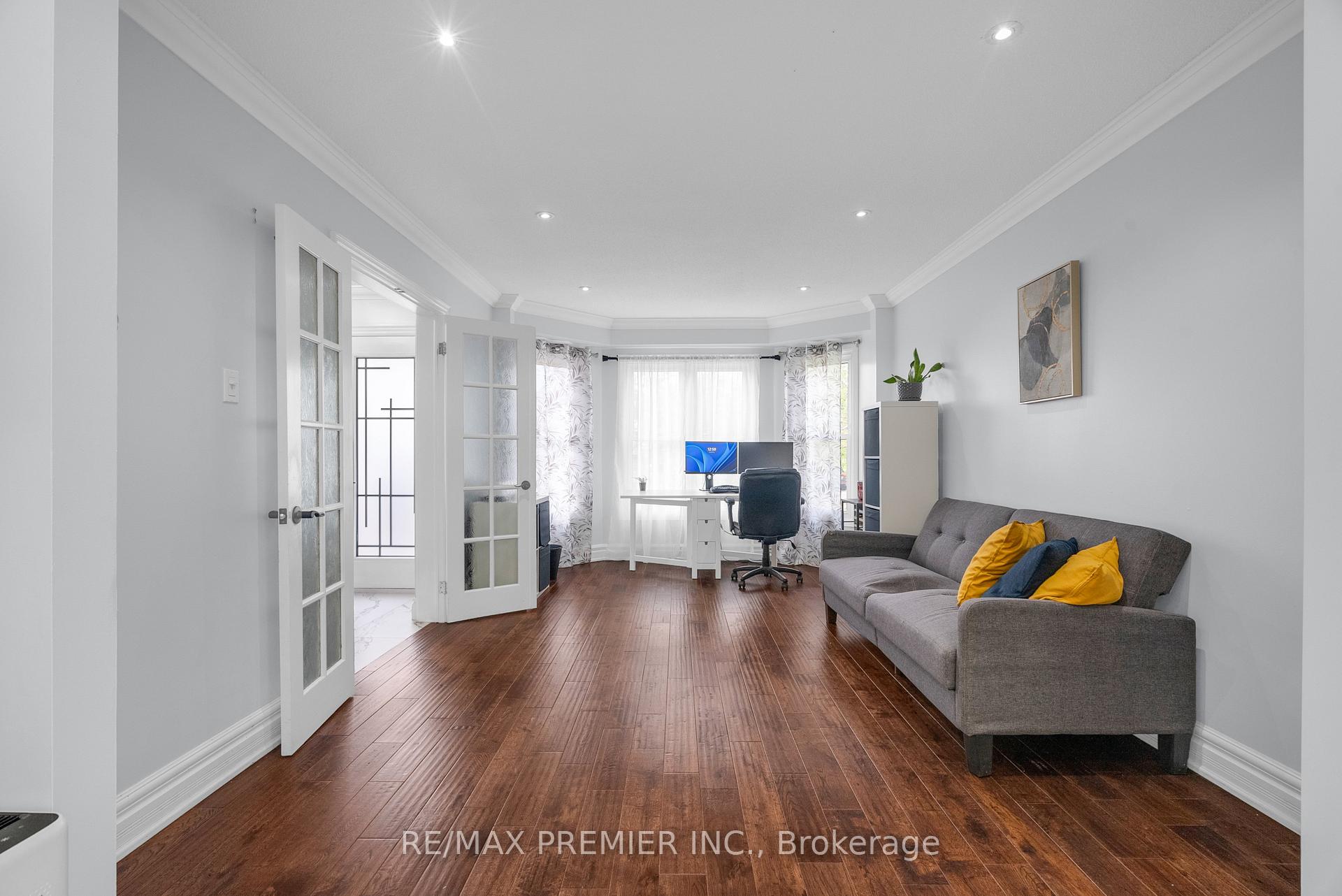 Photo 14 of 59 Glenabbey Drive, Clarington, Courtice — HOMEH