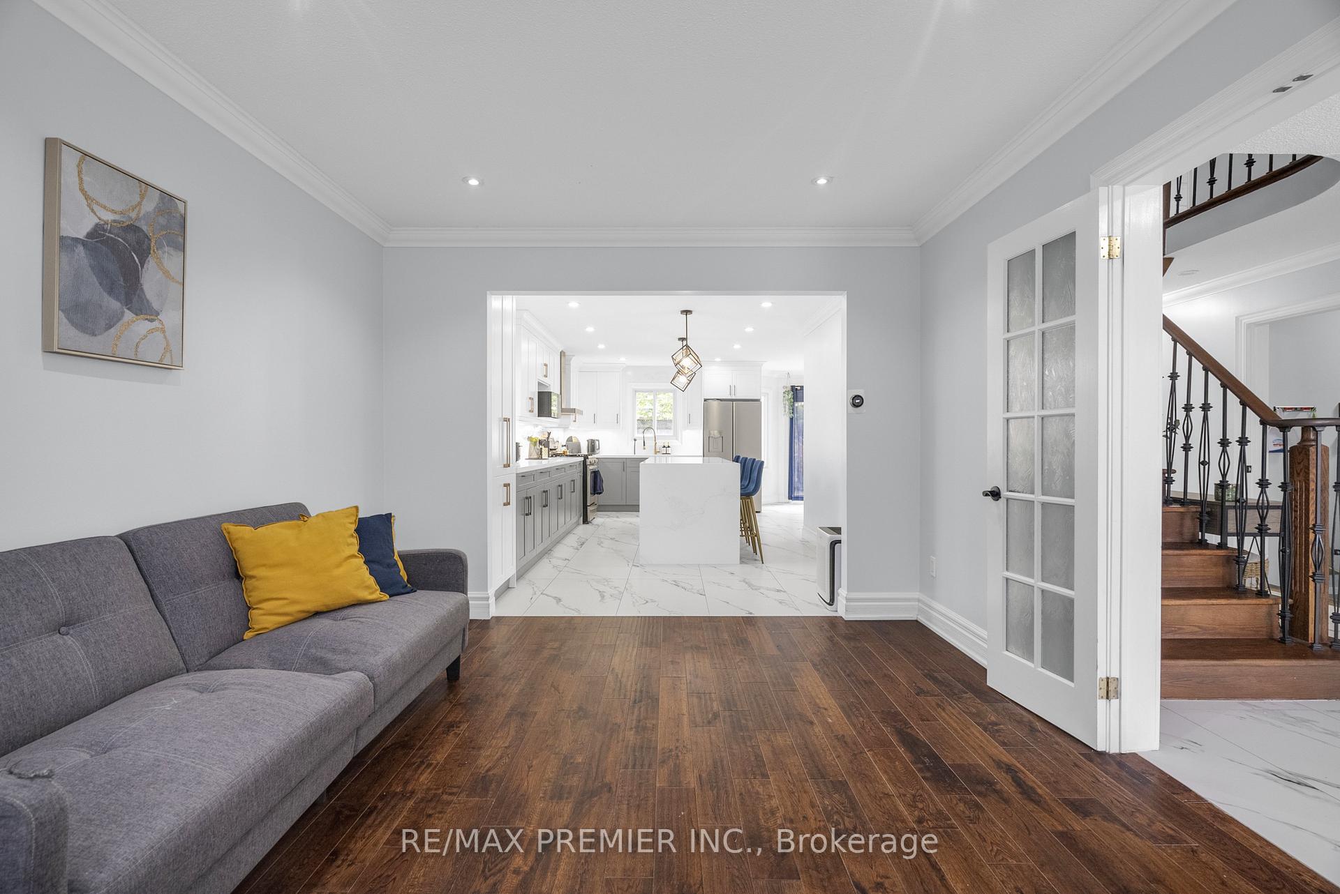 Photo 15 of 59 Glenabbey Drive, Clarington, Courtice — HOMEH