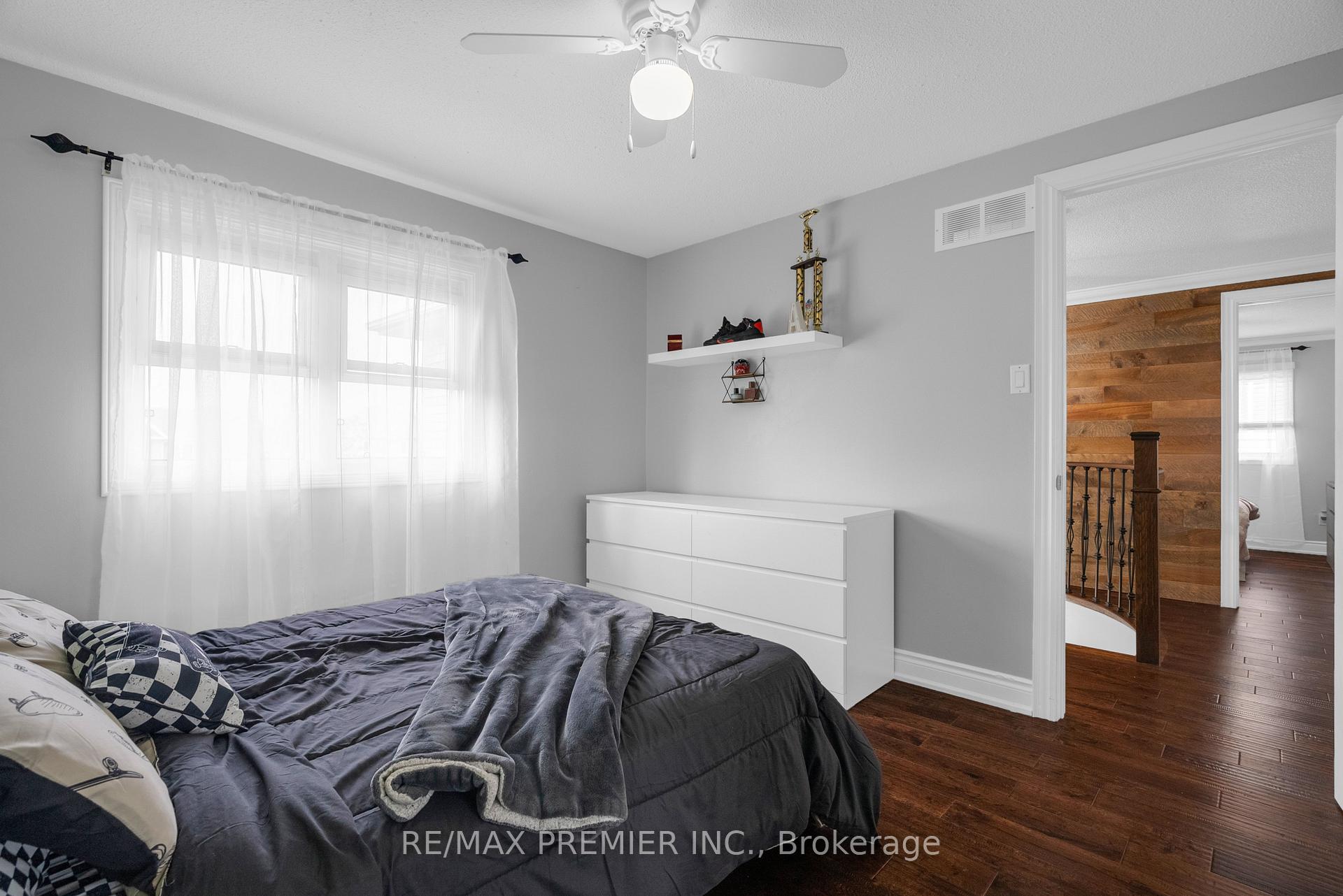 Photo 24 of 59 Glenabbey Drive, Clarington, Courtice — HOMEH