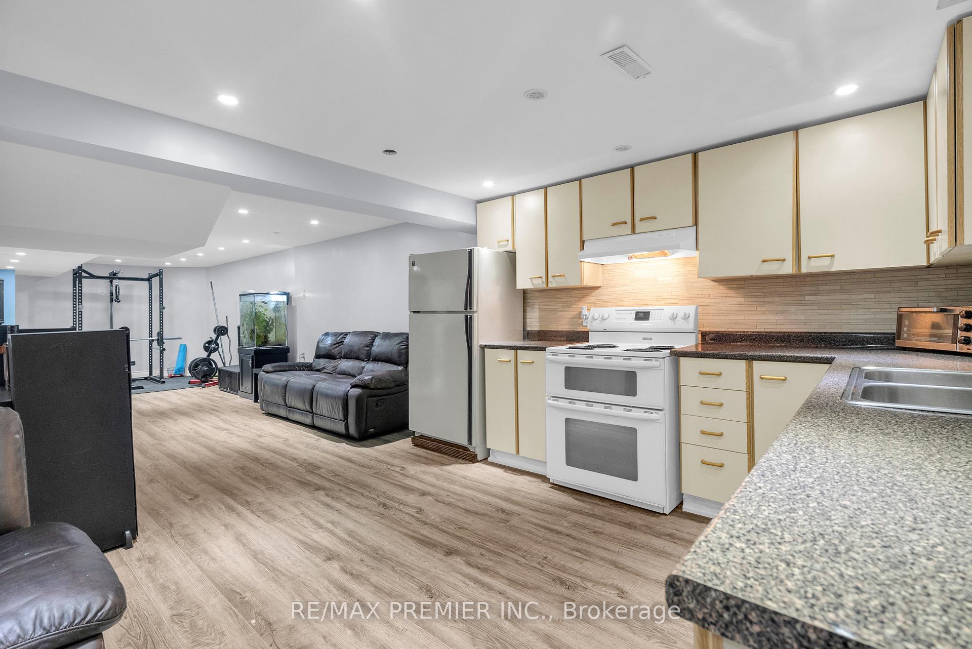 Photo 36 of 59 Glenabbey Drive, Clarington, Courtice — HOMEH