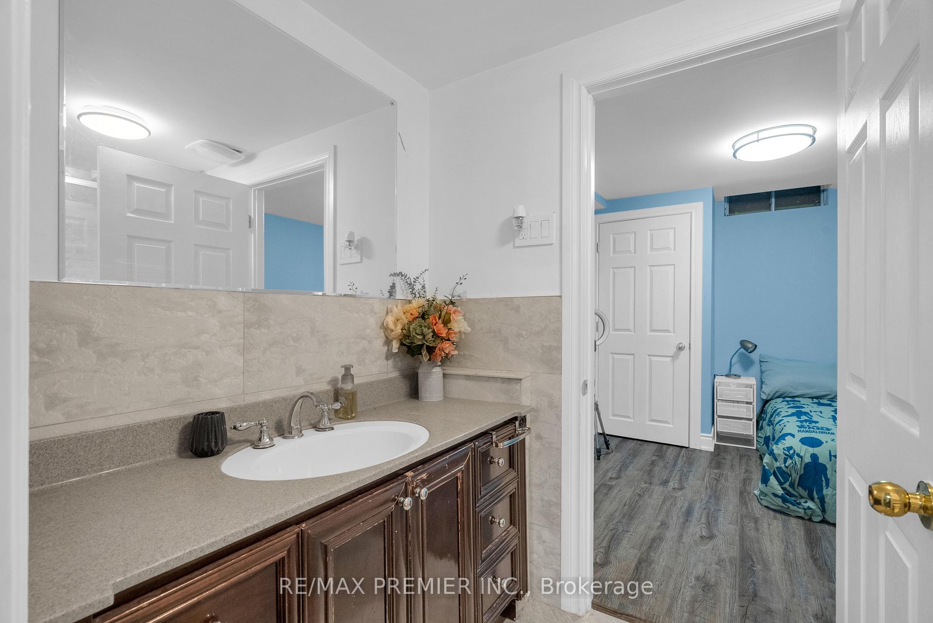 Photo 41 of 59 Glenabbey Drive, Clarington, Courtice — HOMEH