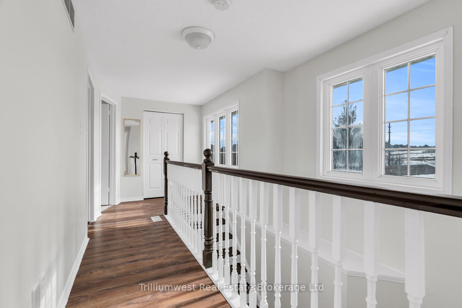 Photo 22 of 23 Moffatt Lane, Guelph, Clairfields/Hanlon Business Park — HOMEH