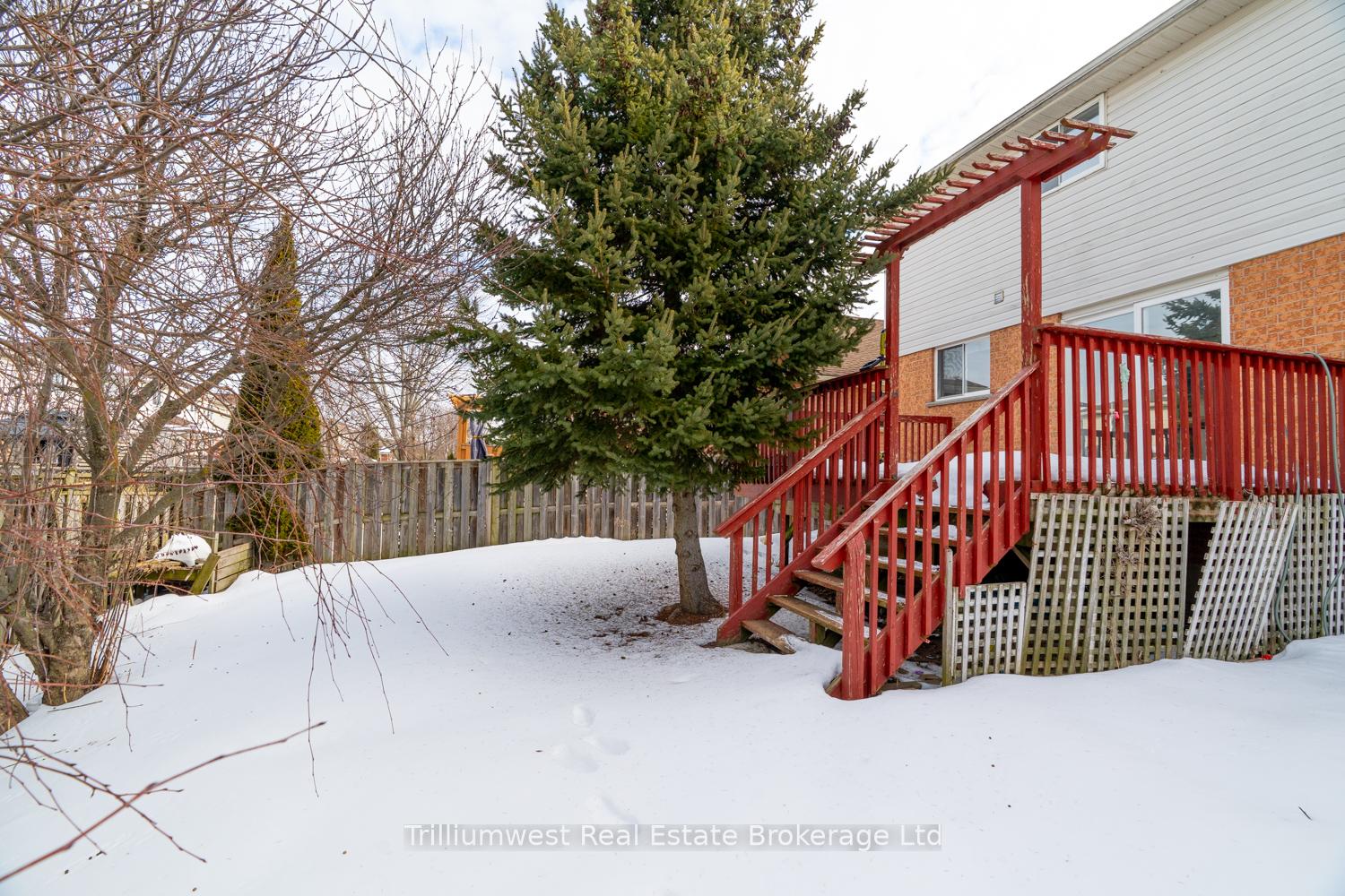 Photo 38 of 23 Moffatt Lane, Guelph, Clairfields/Hanlon Business Park — HOMEH