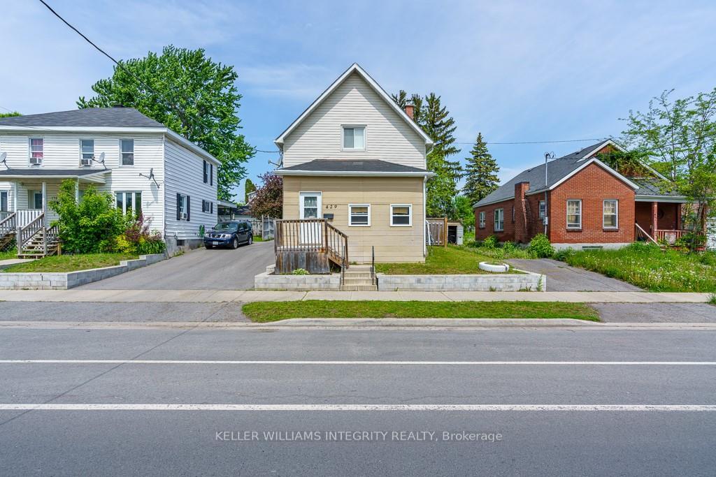 Photo 2 of 429 Fifth Street E, Cornwall — HOMEH