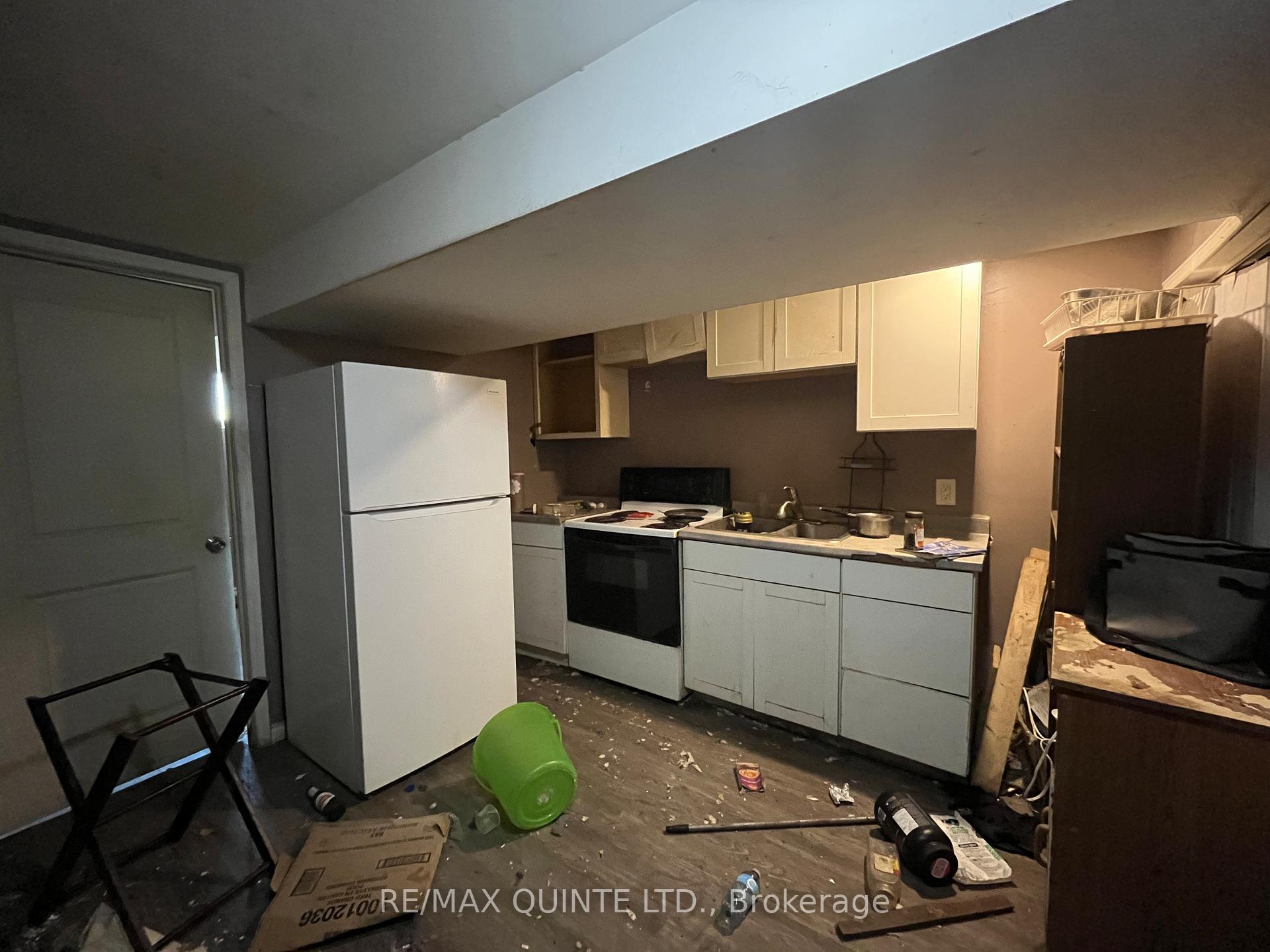 Photo 14 of 86 Wallbridge Crescent, Belleville, Belleville Ward — HOMEH
