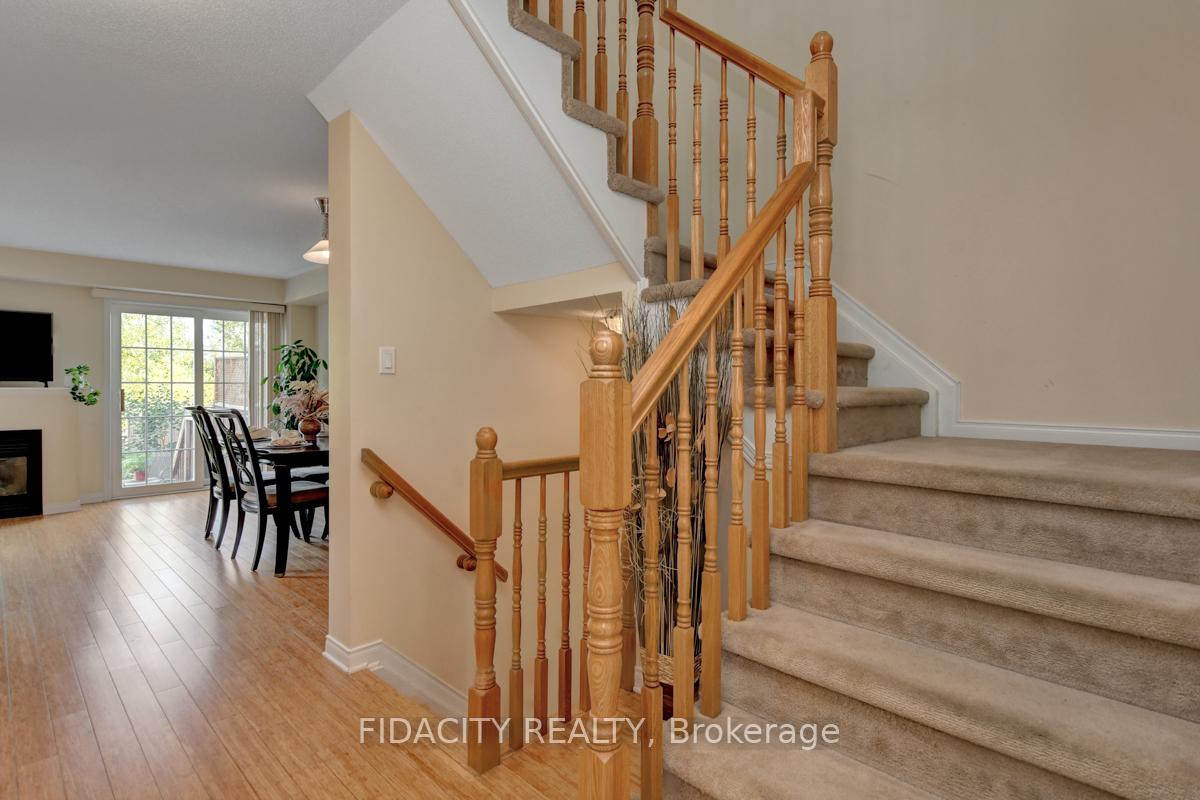 Photo 3 of 128 Cedardown Private, Ottawa, Barrhaven - Stonebridge — HOMEH