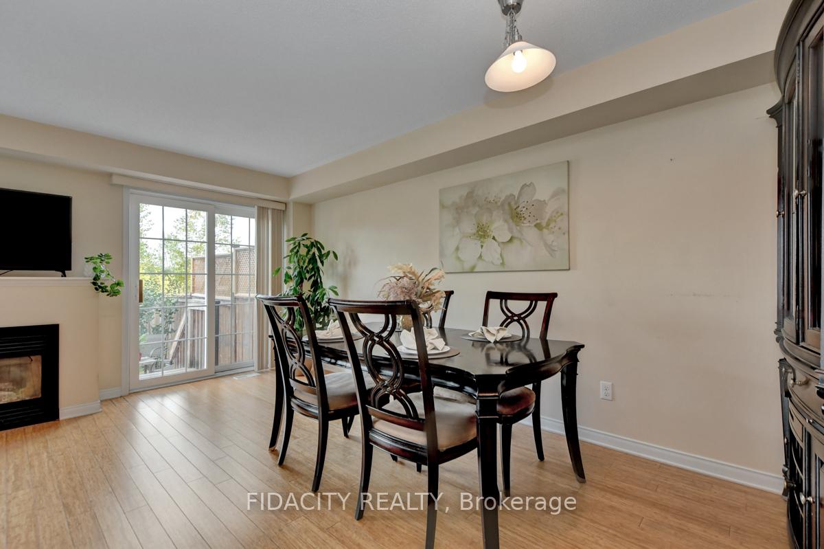 Photo 4 of 128 Cedardown Private, Ottawa, Barrhaven - Stonebridge — HOMEH