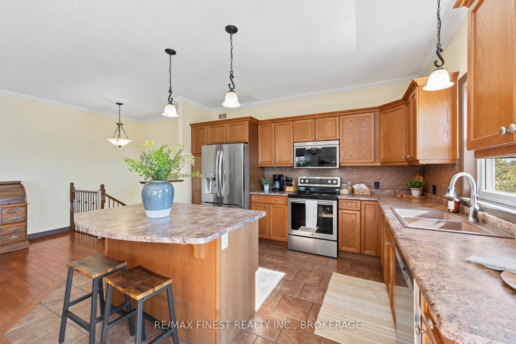 Photo 13 of 3775 Greenfield Road, Frontenac, Frontenac South — HOMEH