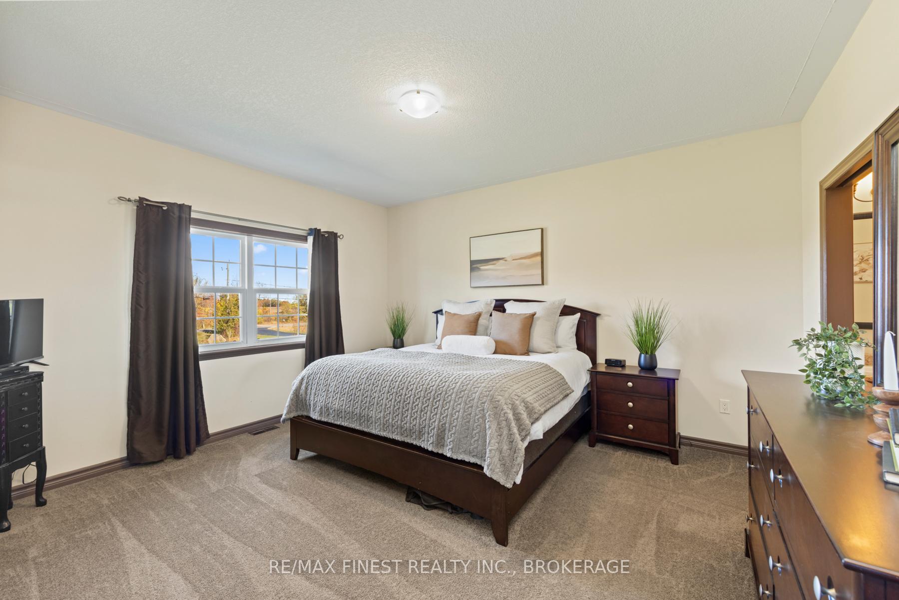 Photo 18 of 3775 Greenfield Road, Frontenac, Frontenac South — HOMEH