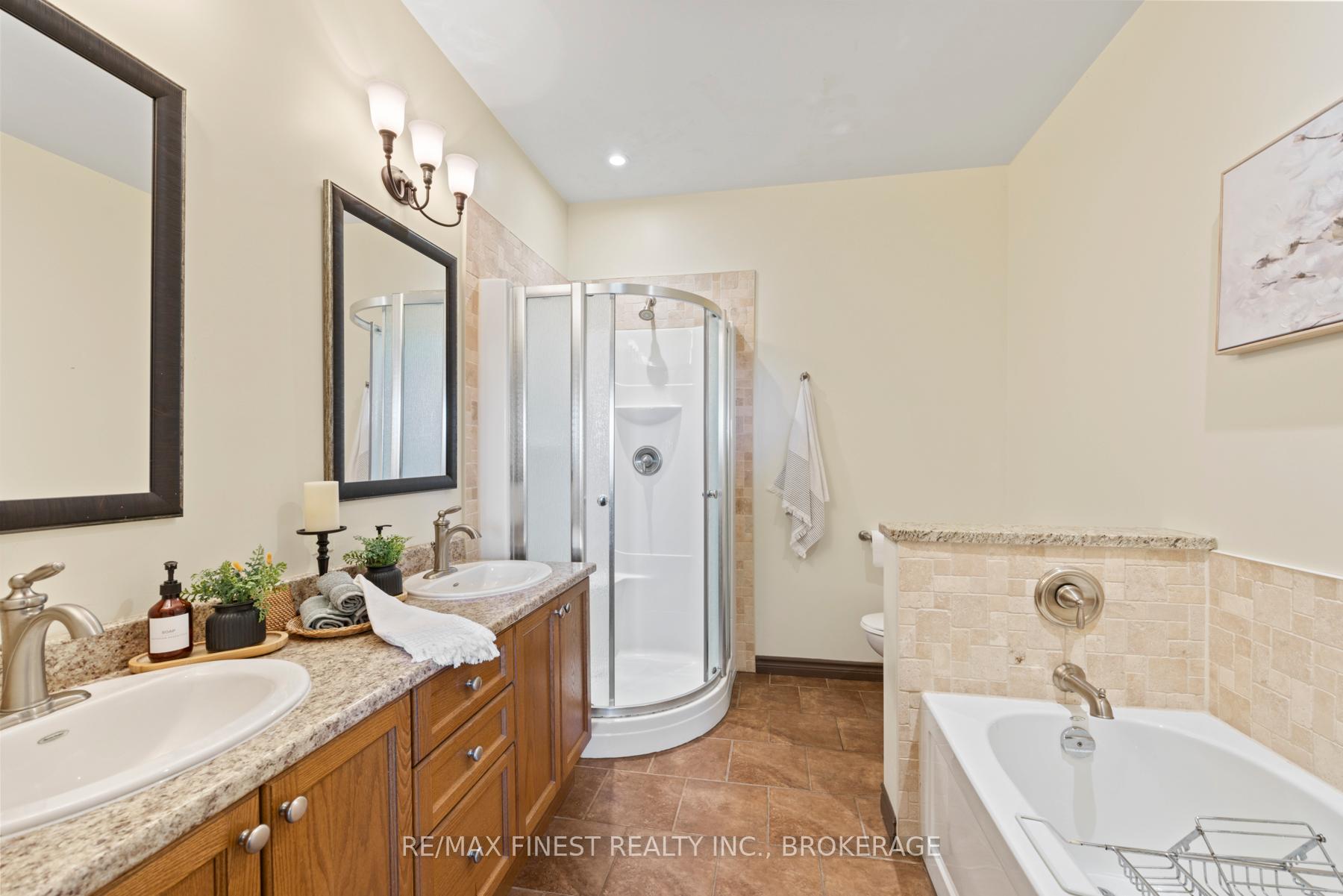 Photo 20 of 3775 Greenfield Road, Frontenac, Frontenac South — HOMEH
