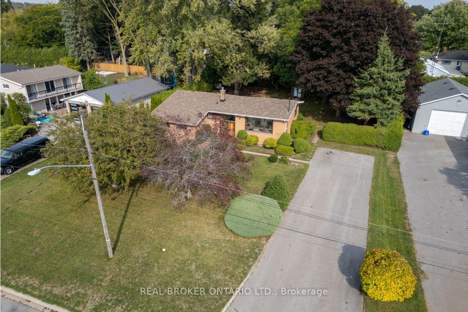 Photo 4 of 17 Jane Avenue, Clarington, Courtice — HOMEH