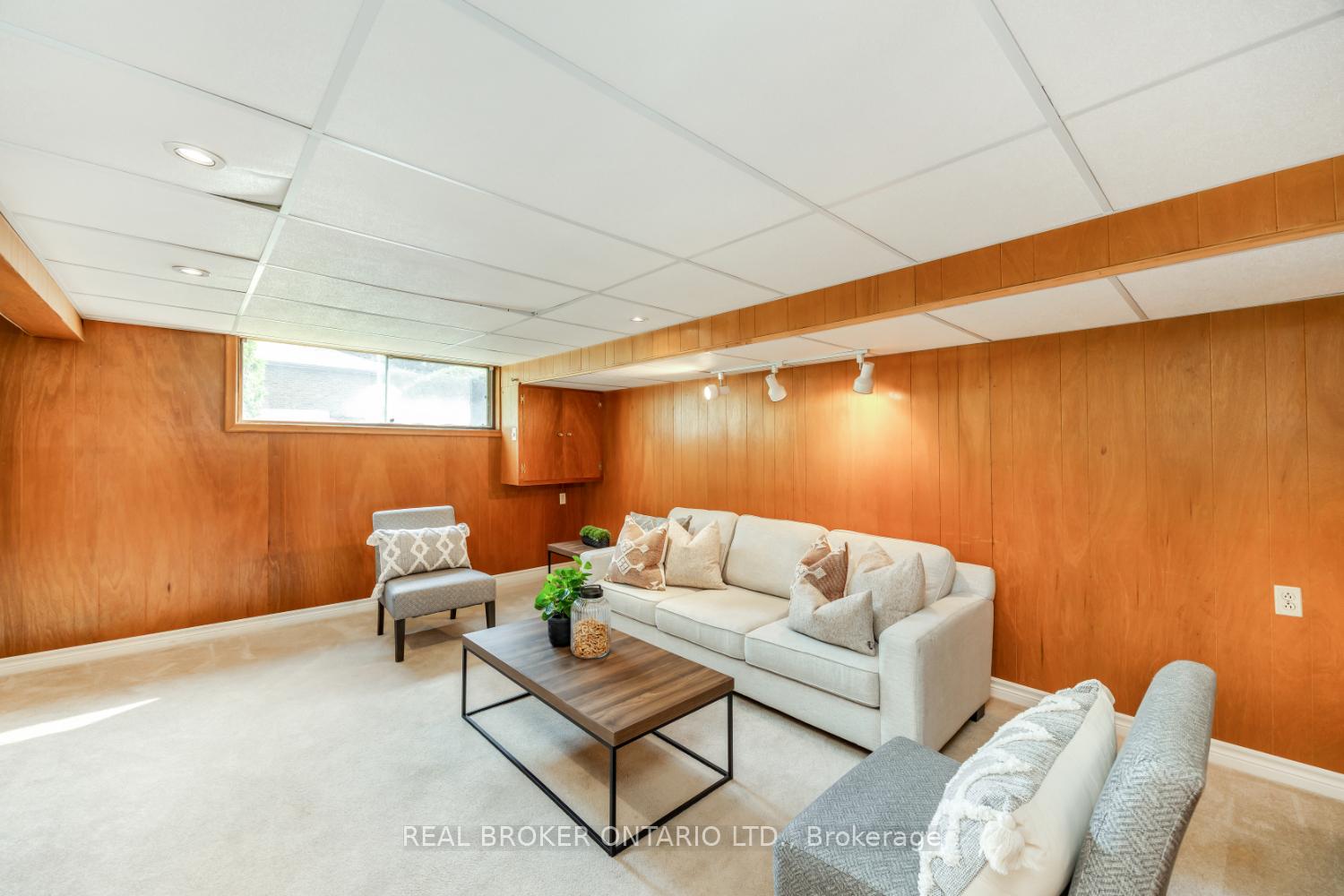 Photo 23 of 17 Jane Avenue, Clarington, Courtice — HOMEH